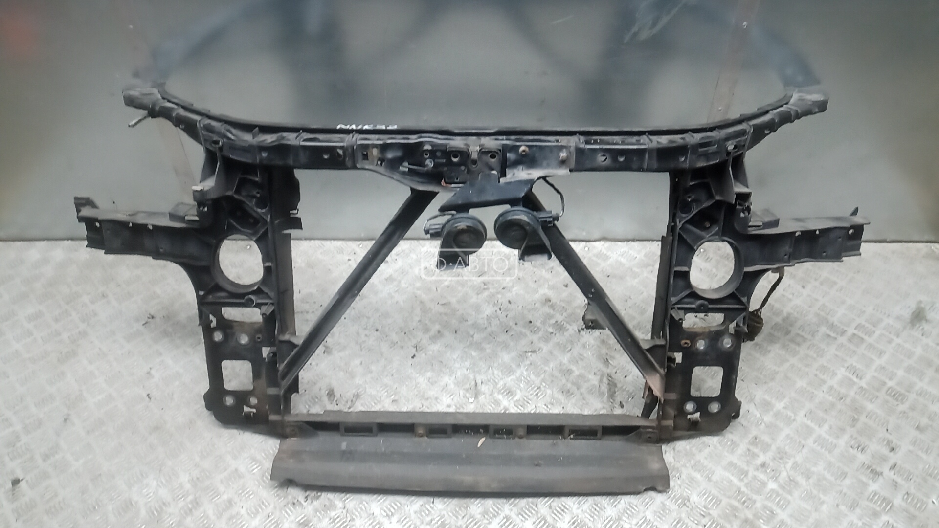 Передняя панель крепления облицовки (телевизор)