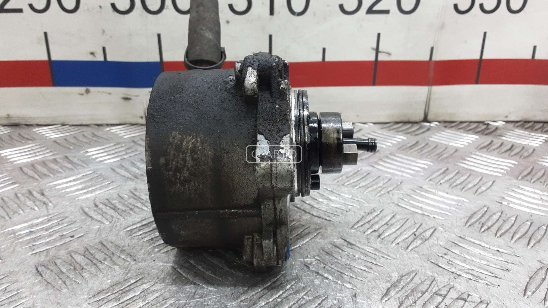 Насос вакуумный