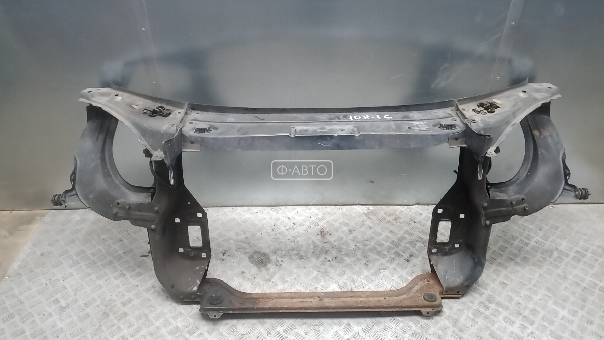 Передняя панель крепления облицовки (телевизор)