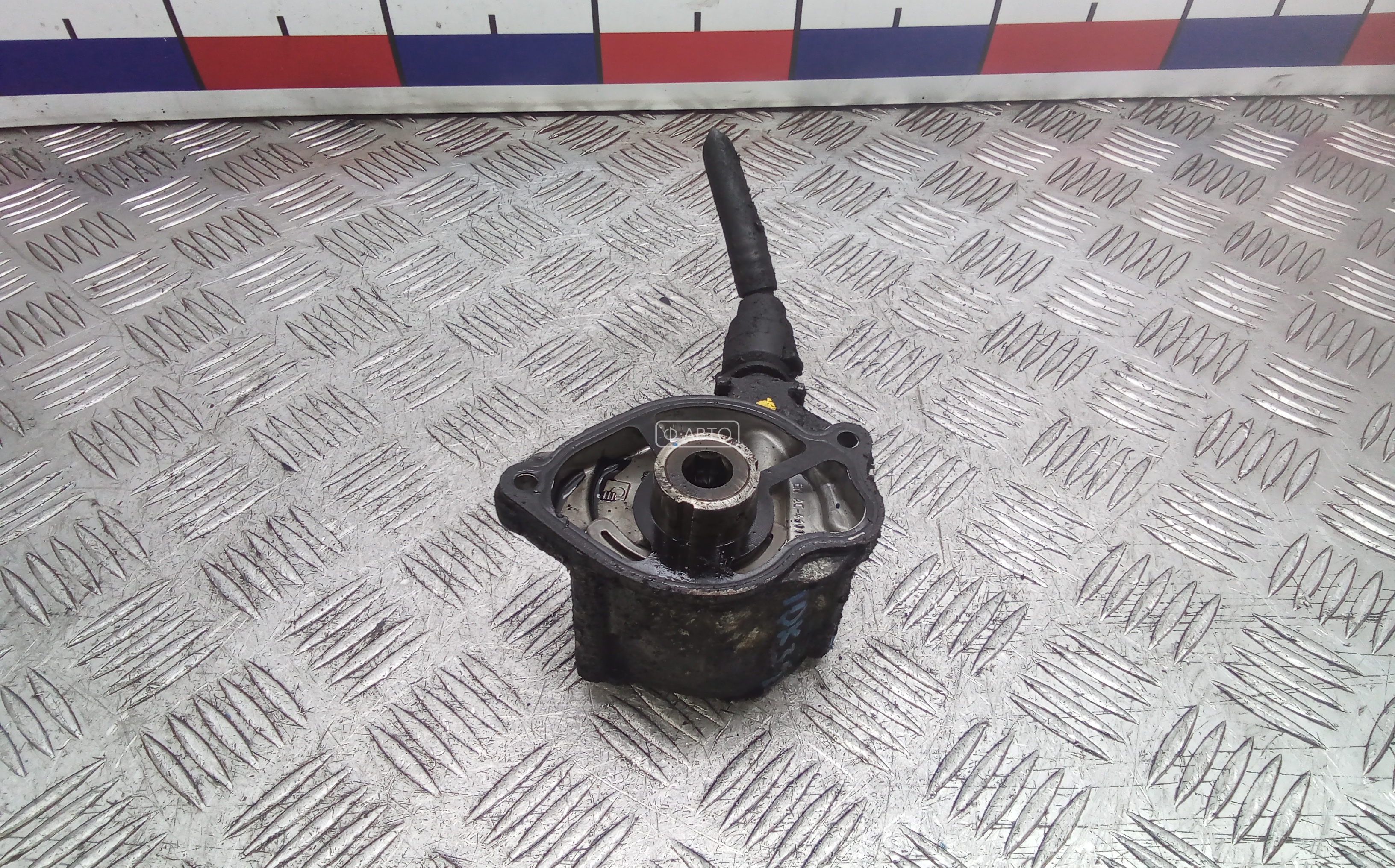 Насос вакуумный