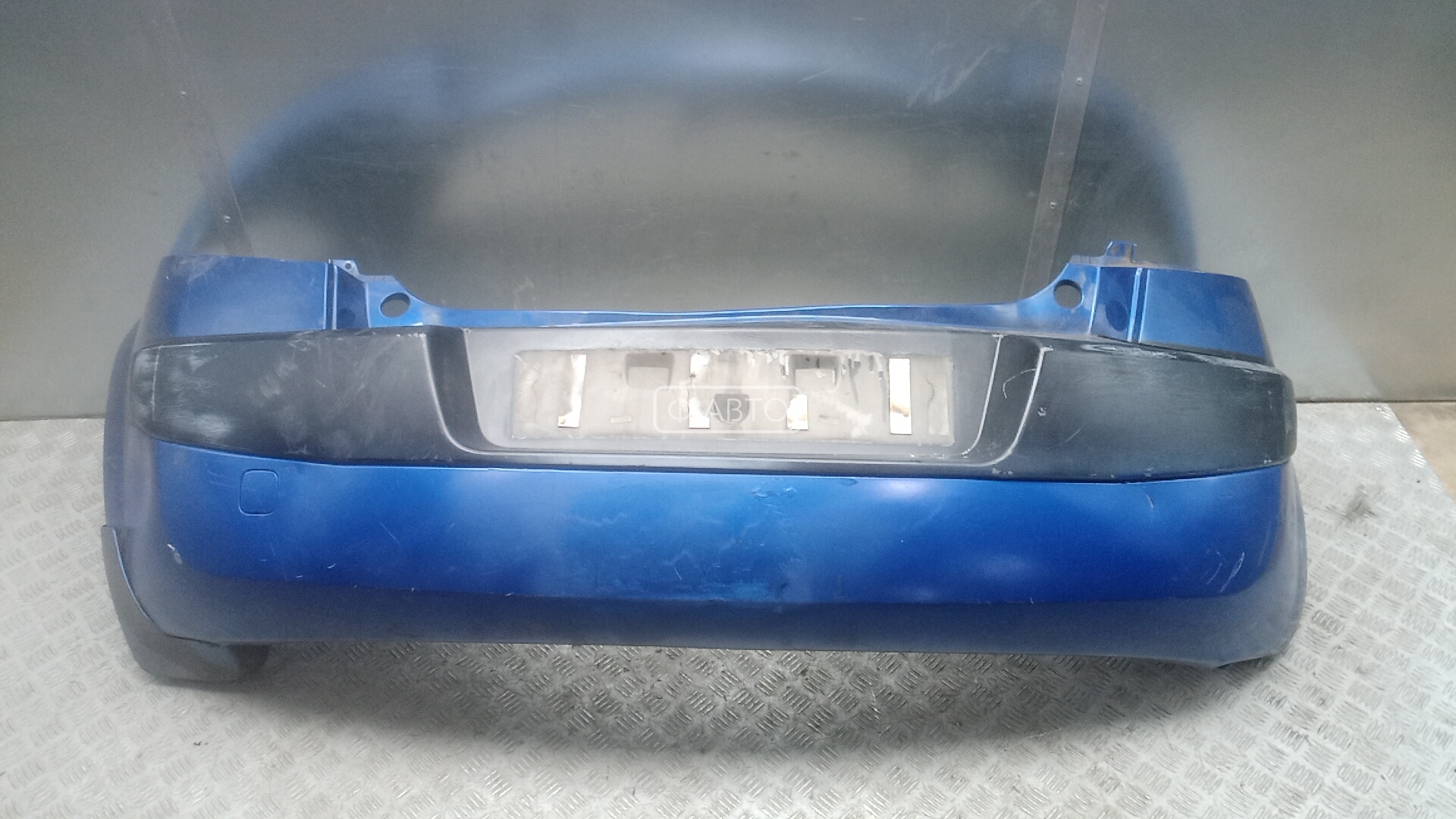 Бампер задний