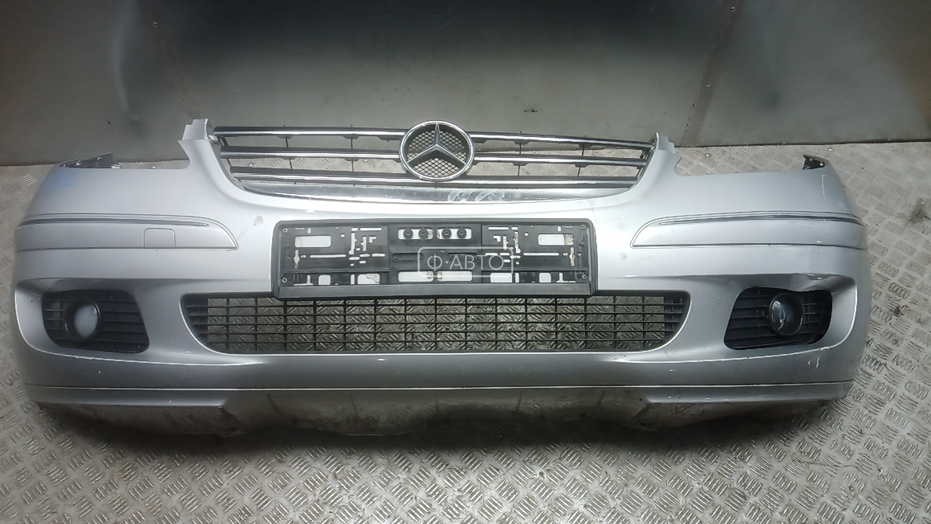 Бампер передний