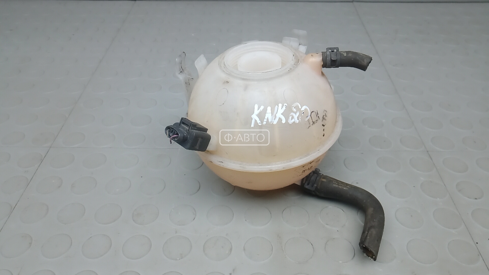 Бачок расширительный