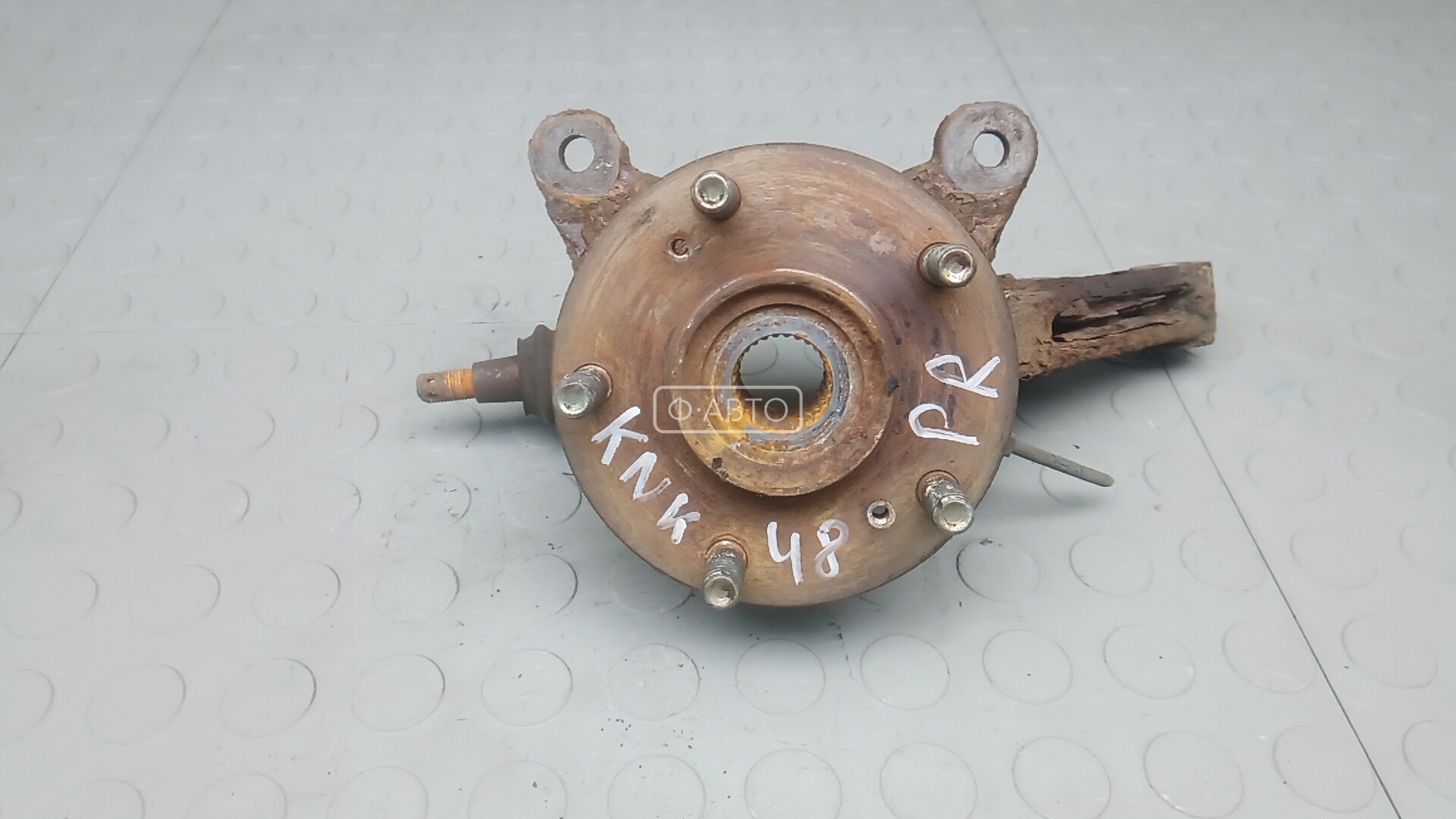 Ступица передняя правая