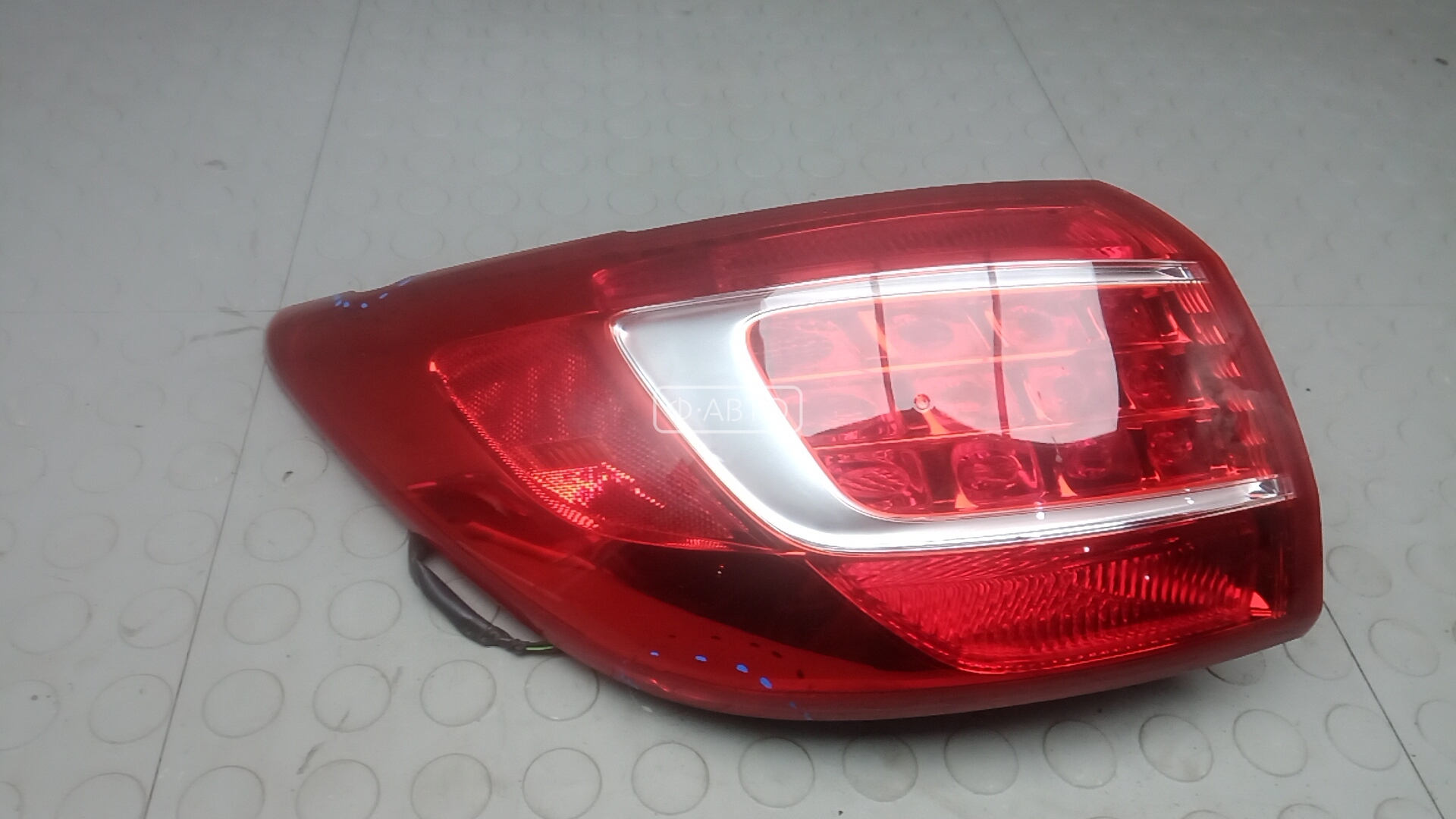 Фонарь задний левый