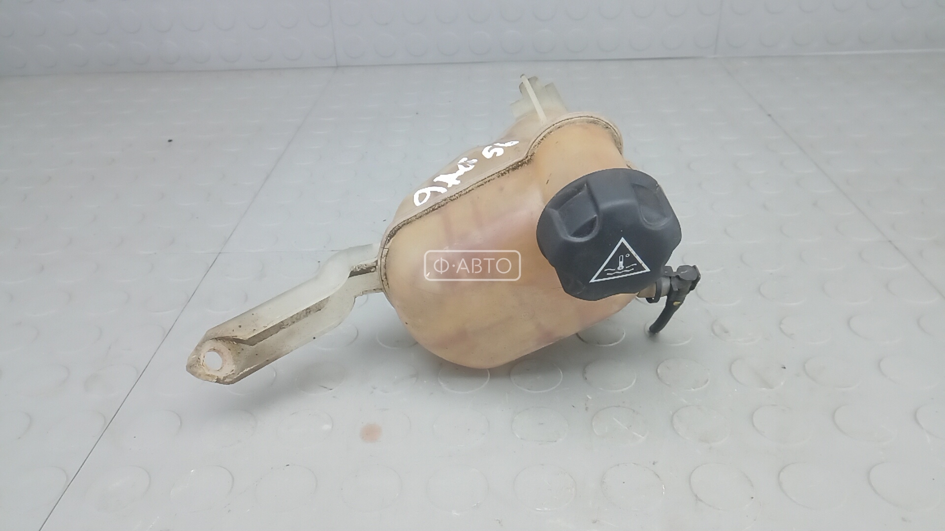 Бачок расширительный