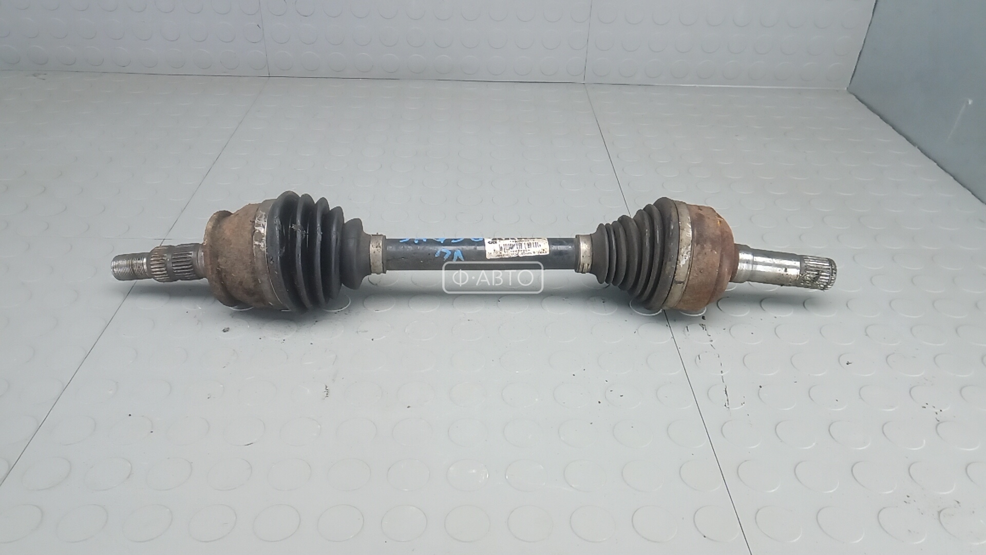 Привод передний левый