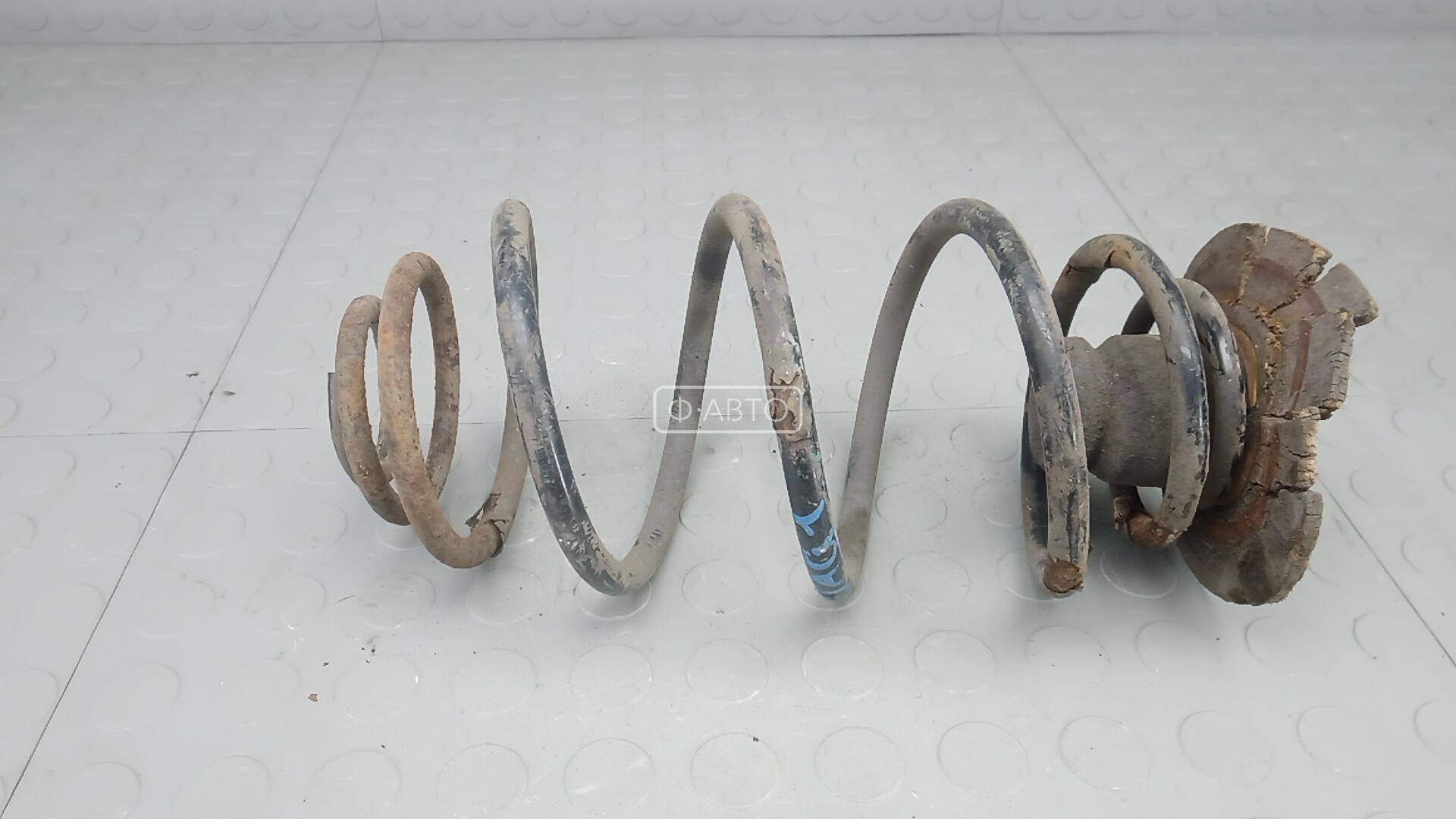 Пружина задняя