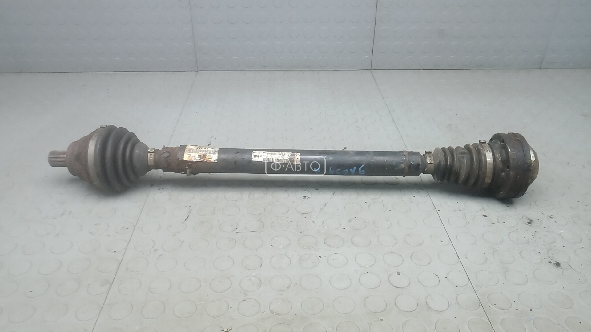 Привод передний правый