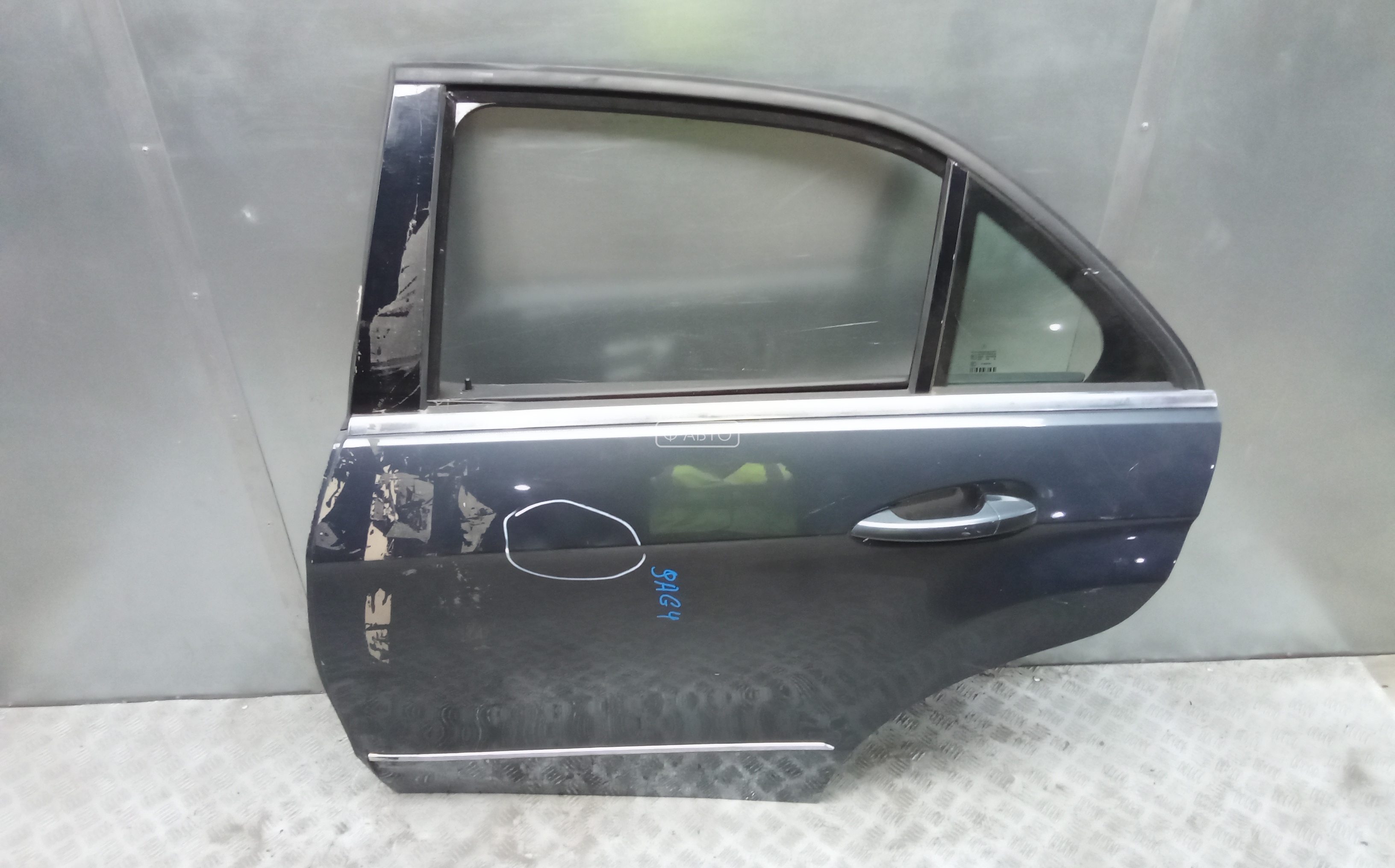 Дверь задняя левая
