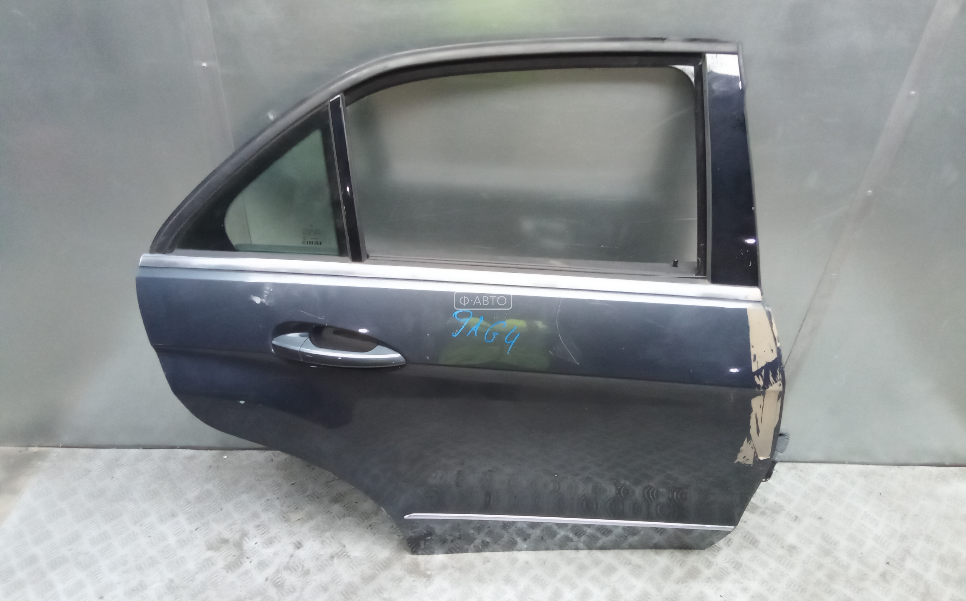 Дверь задняя правая