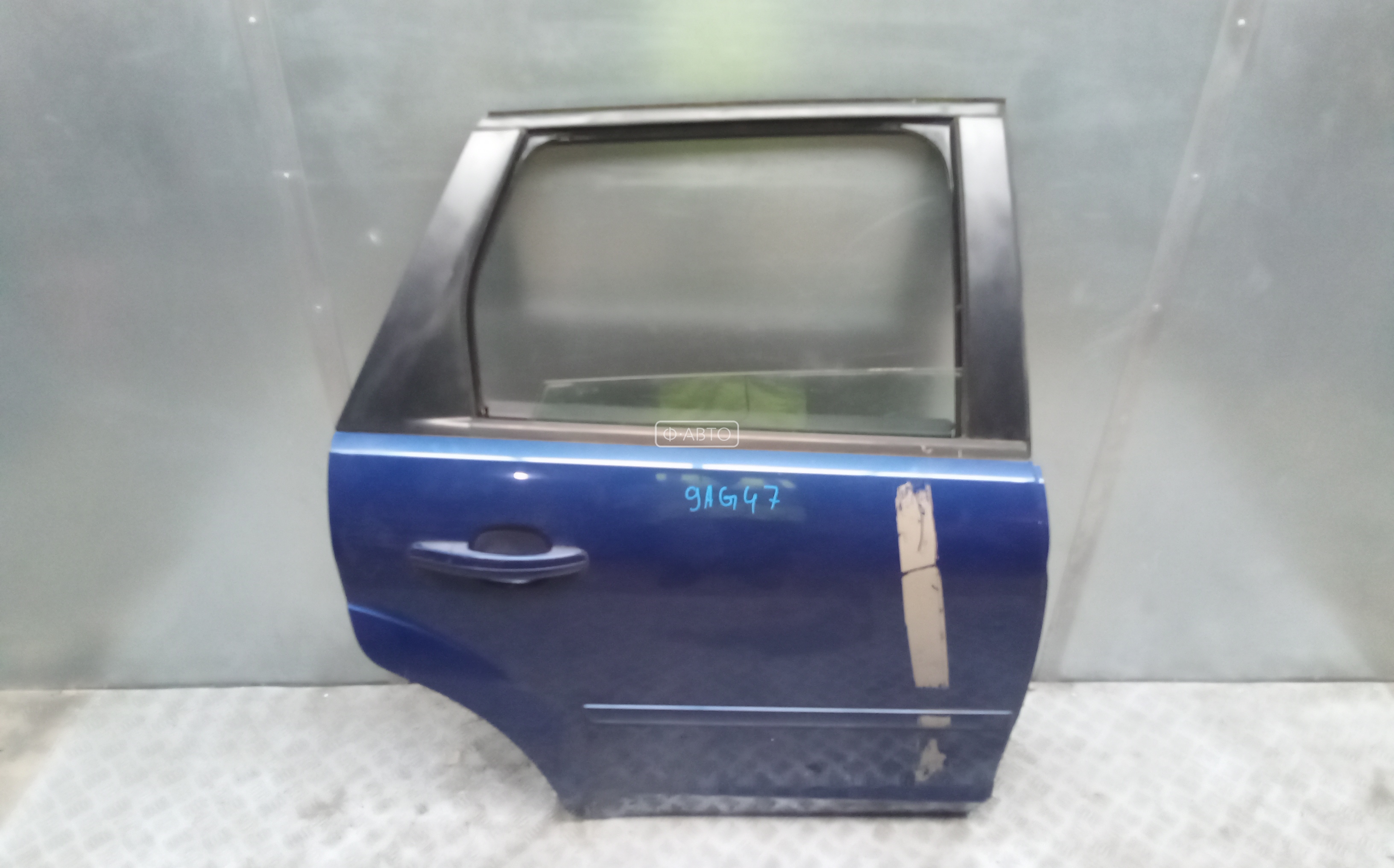 Дверь задняя правая
