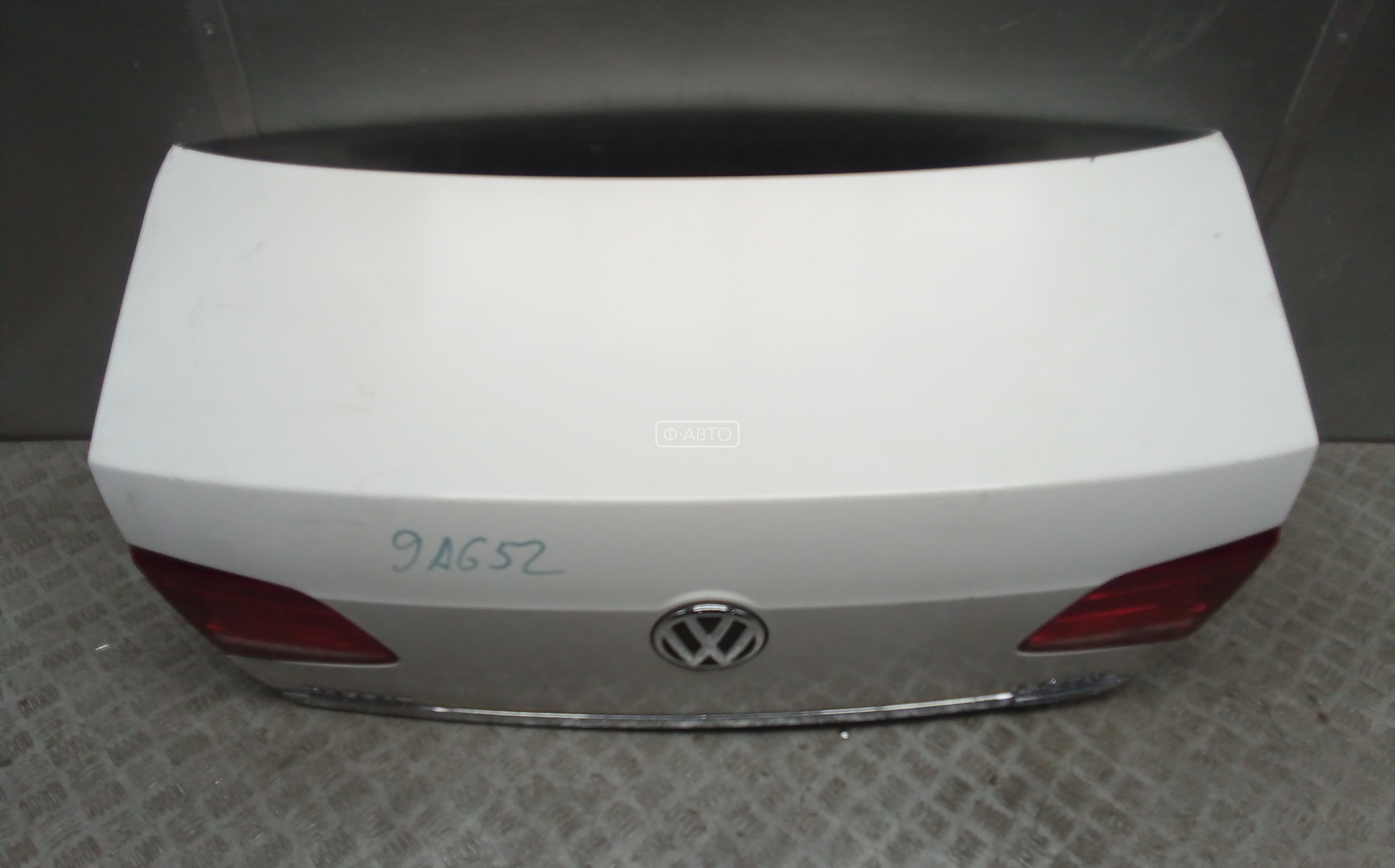 Крышка багажника