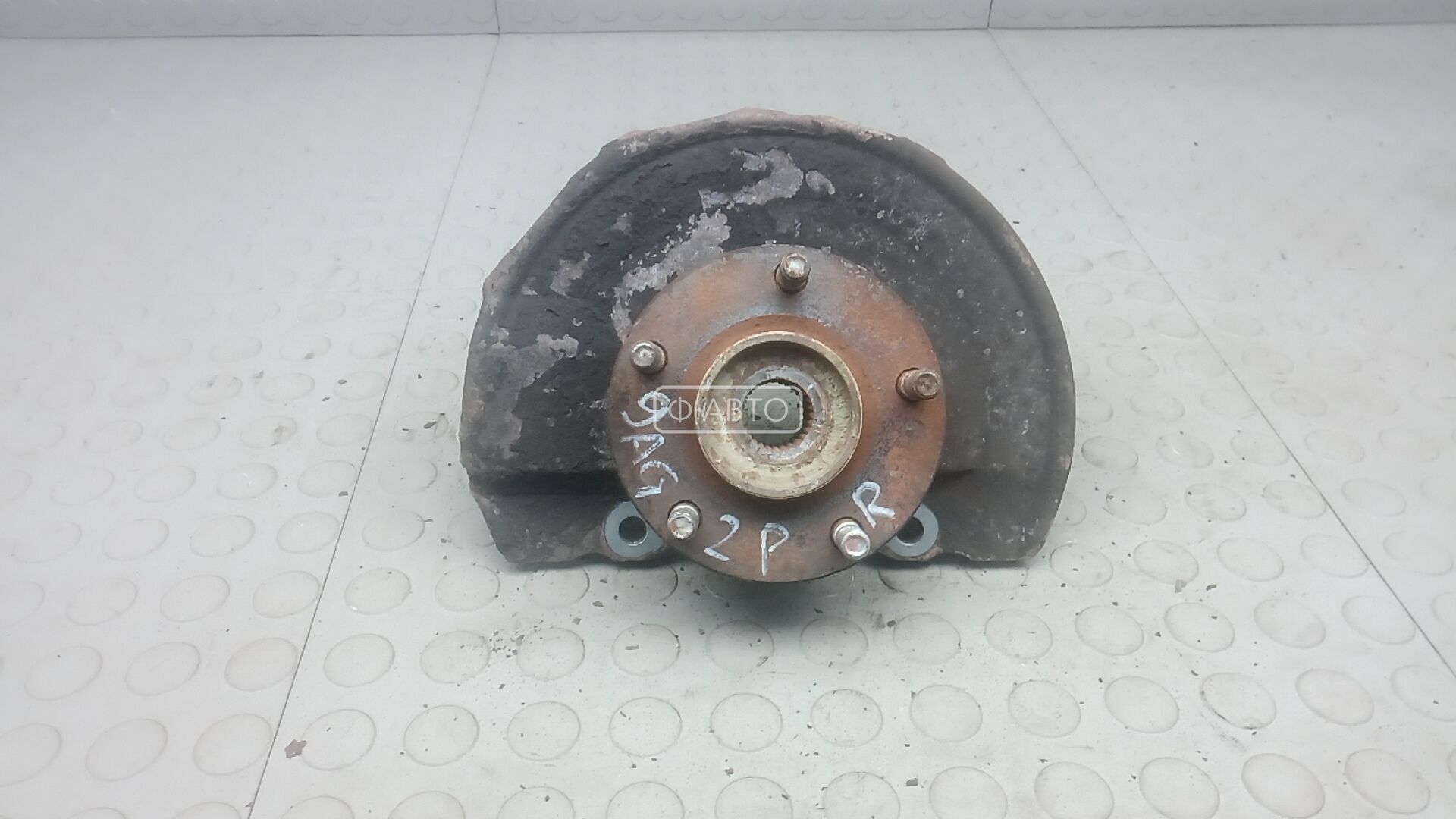 Ступица передняя правая