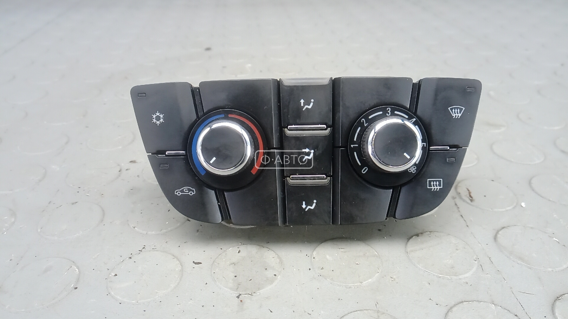 Блок управления печки и климат-контроля