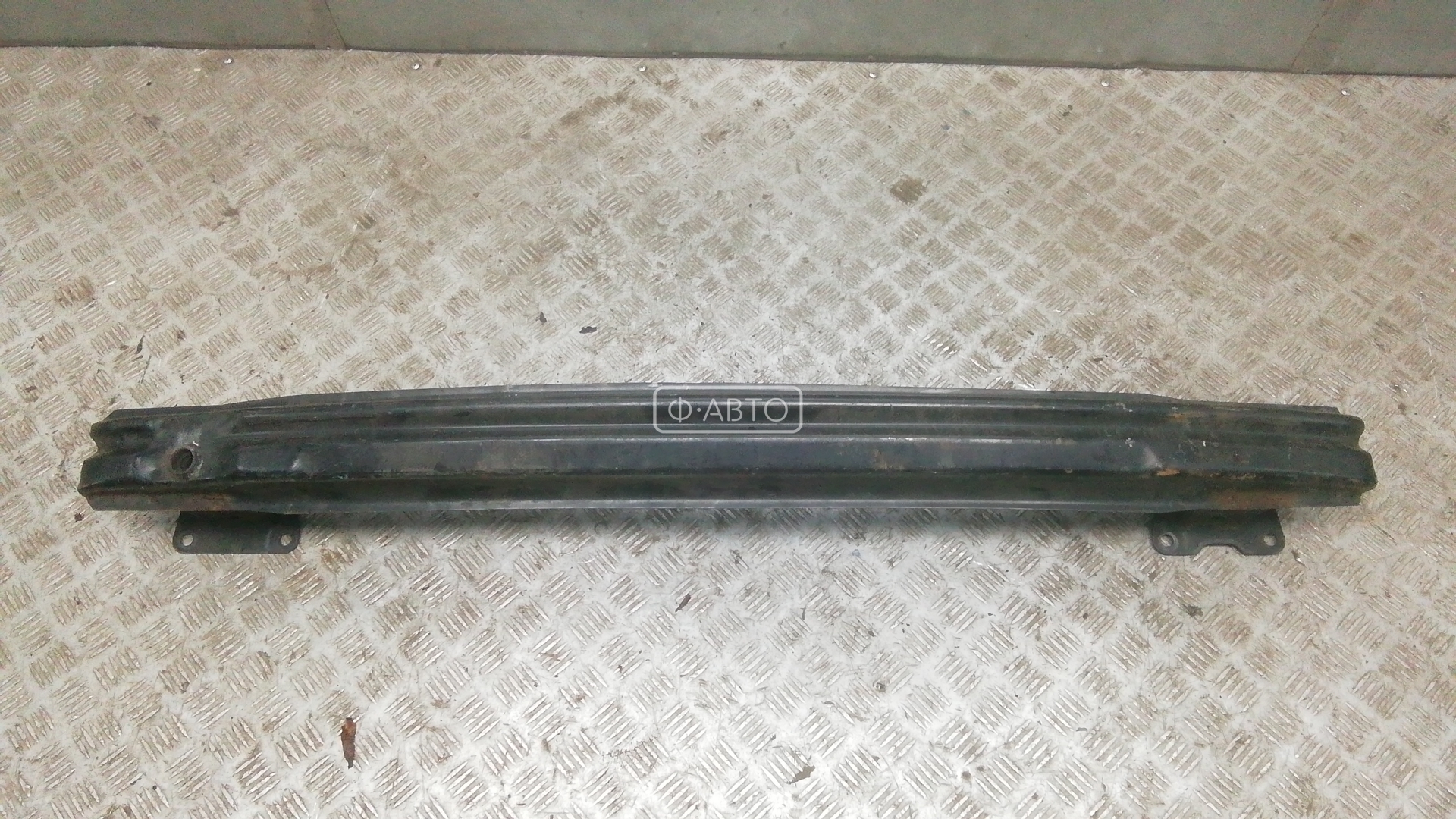 Усилитель бампера задний