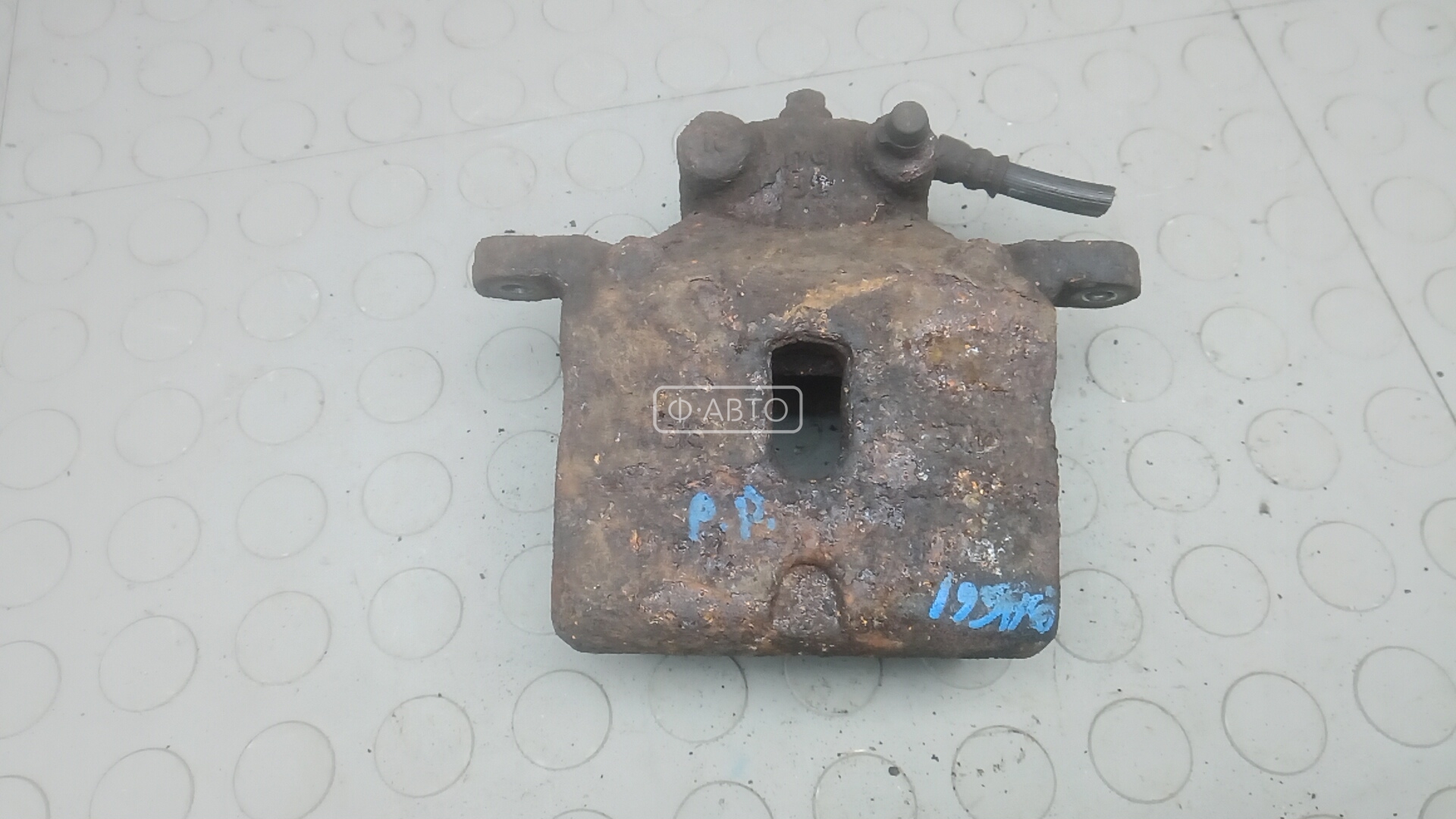 Суппорт тормозной передний правый