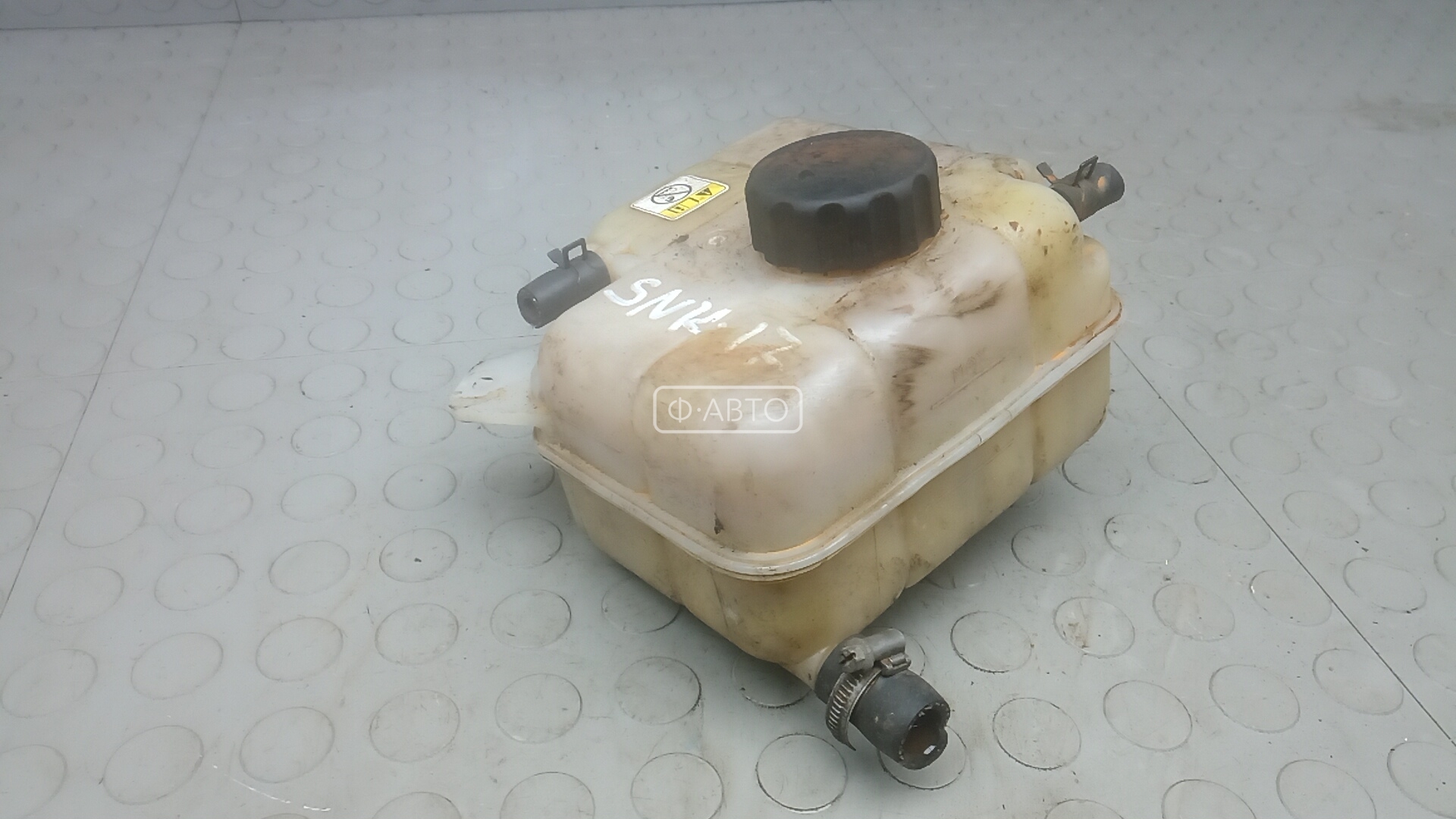 Бачок расширительный