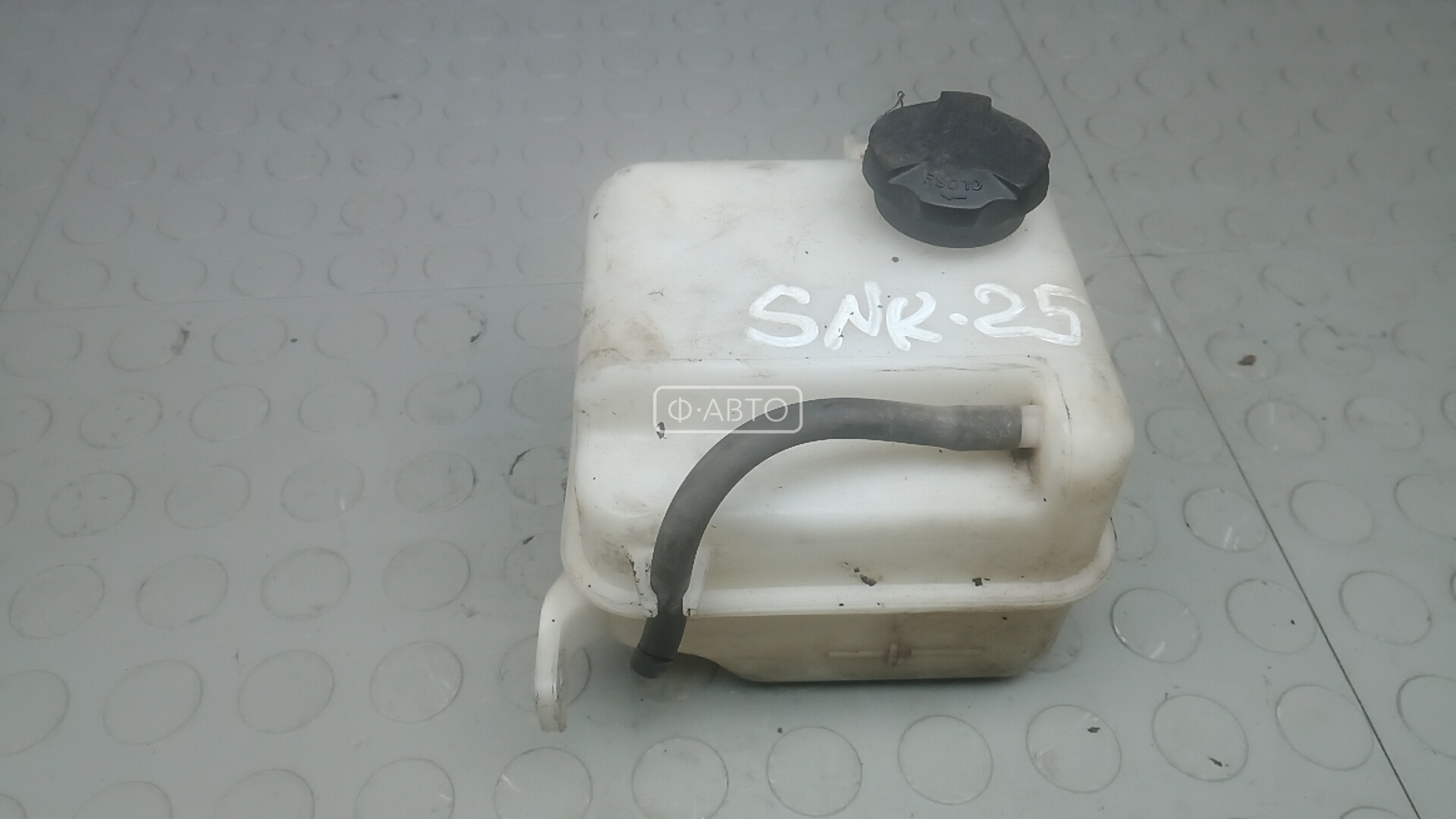 Бачок расширительный