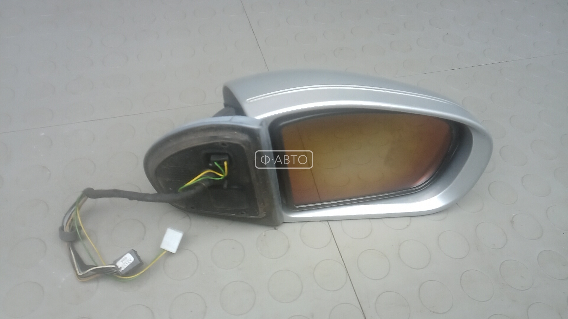Зеркало наружное правое