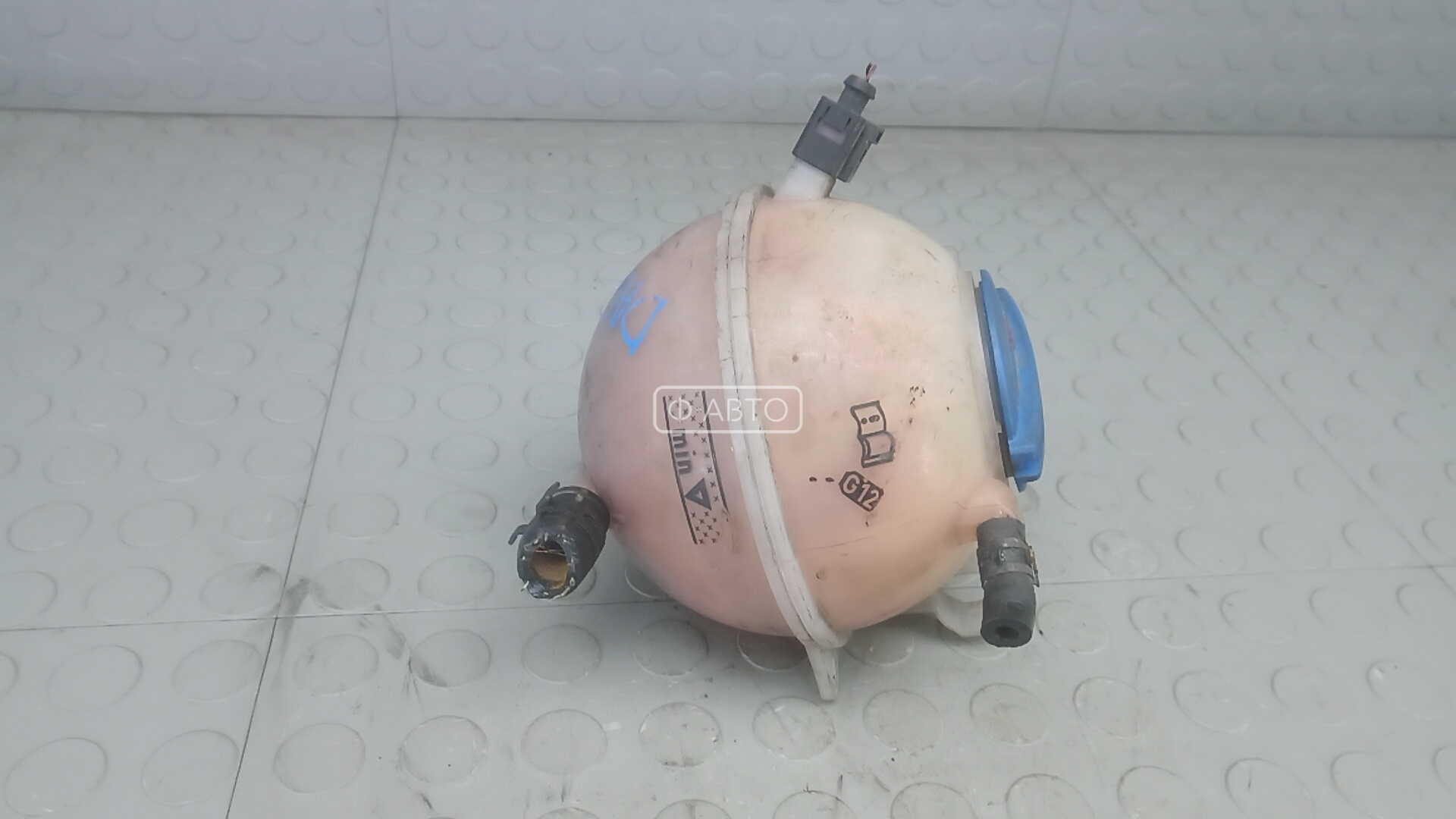 Бачок расширительный