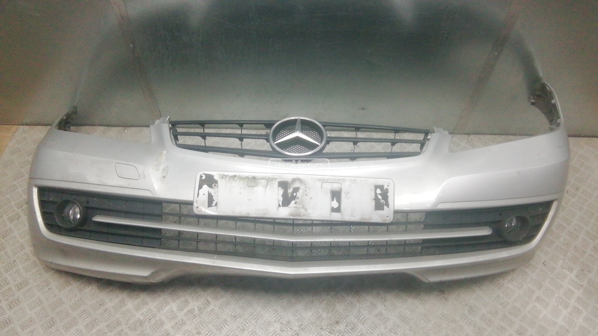 Бампер передний