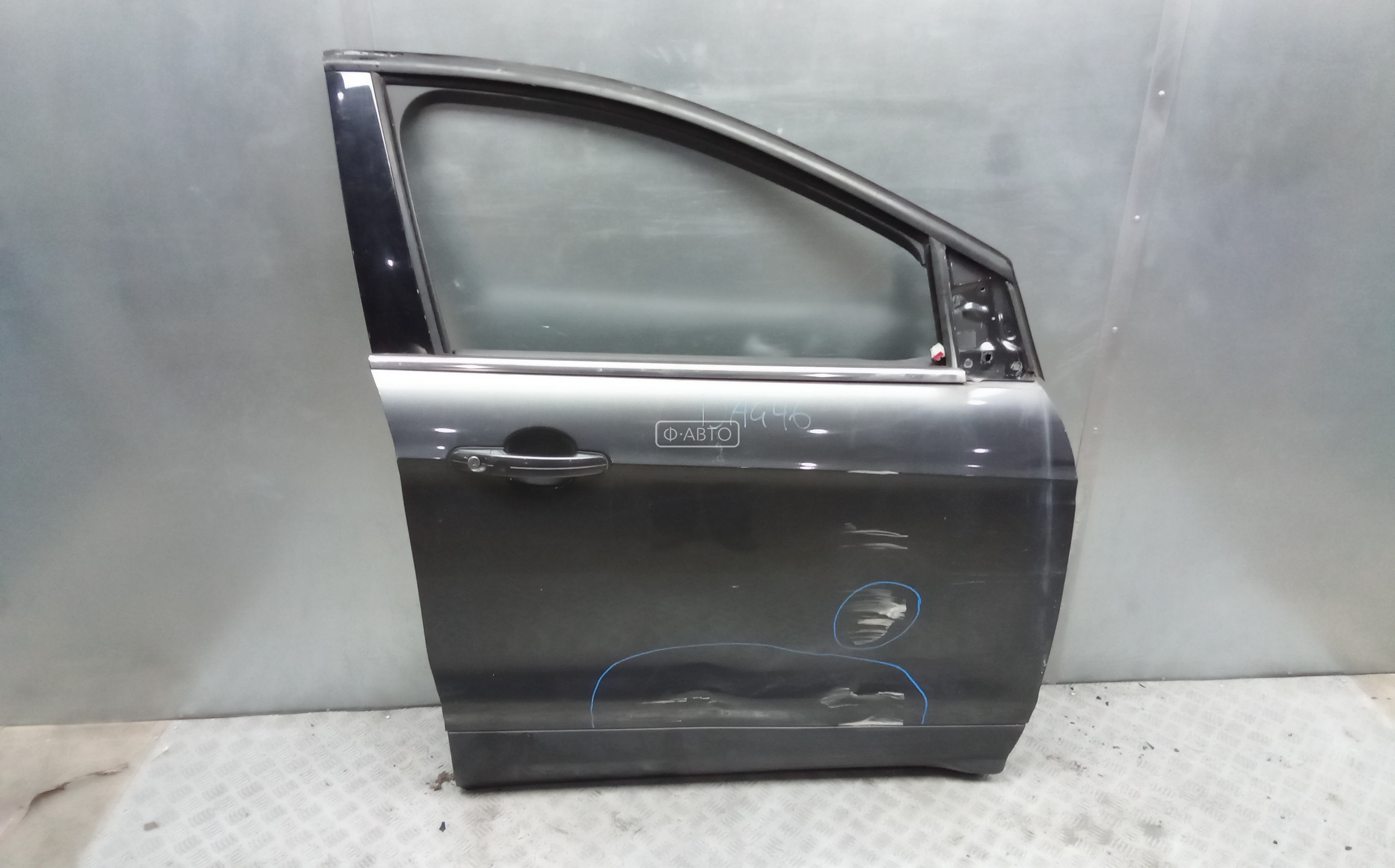 Дверь передняя правая