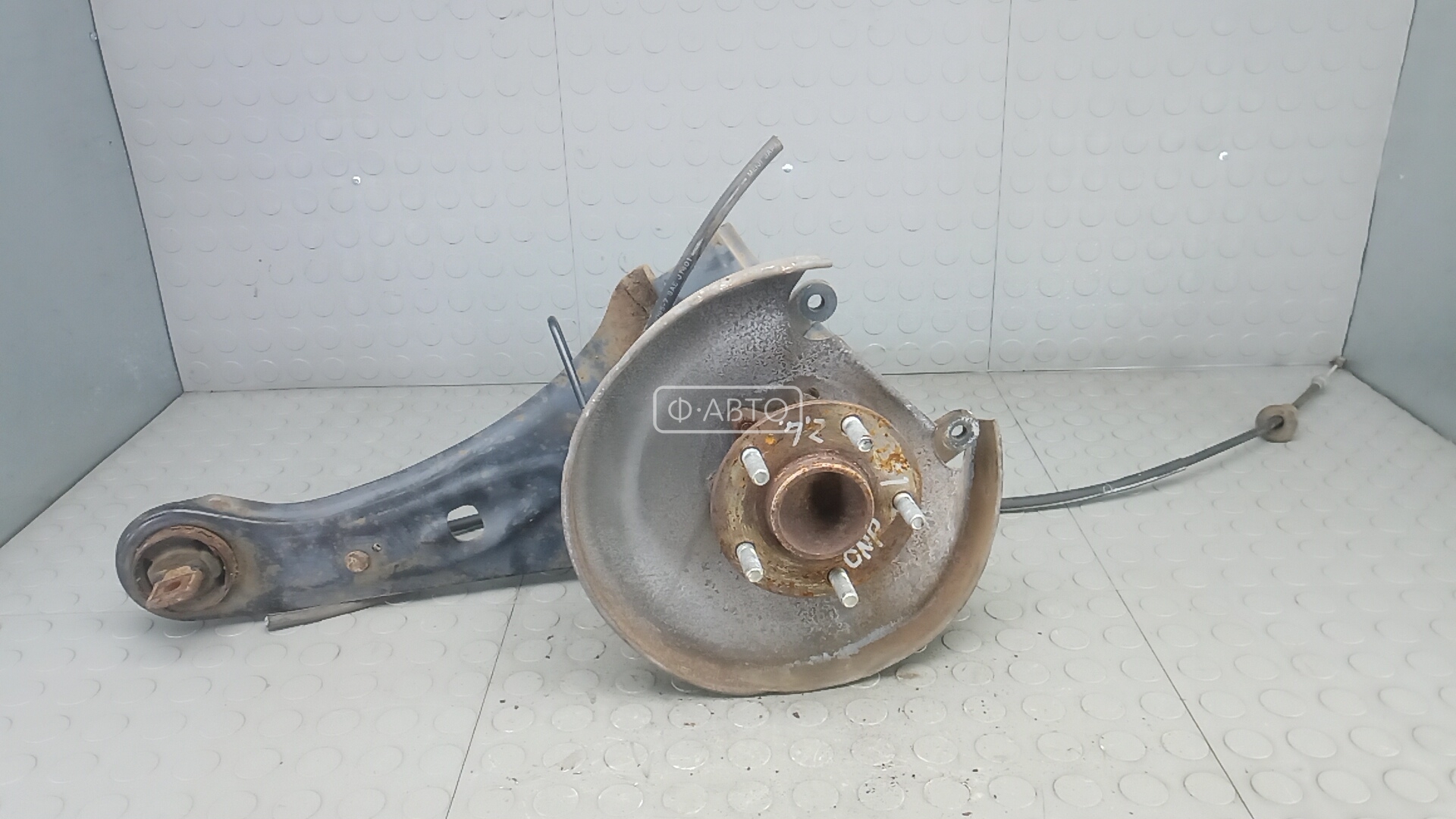 Ступица задняя левая