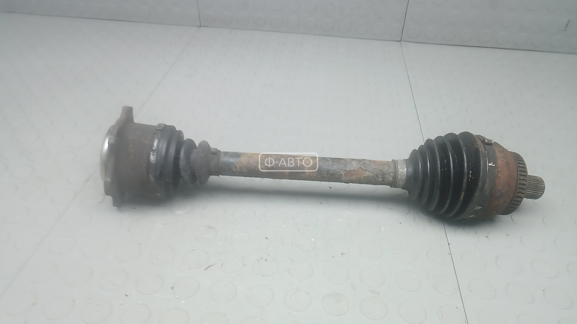 Привод передний правый