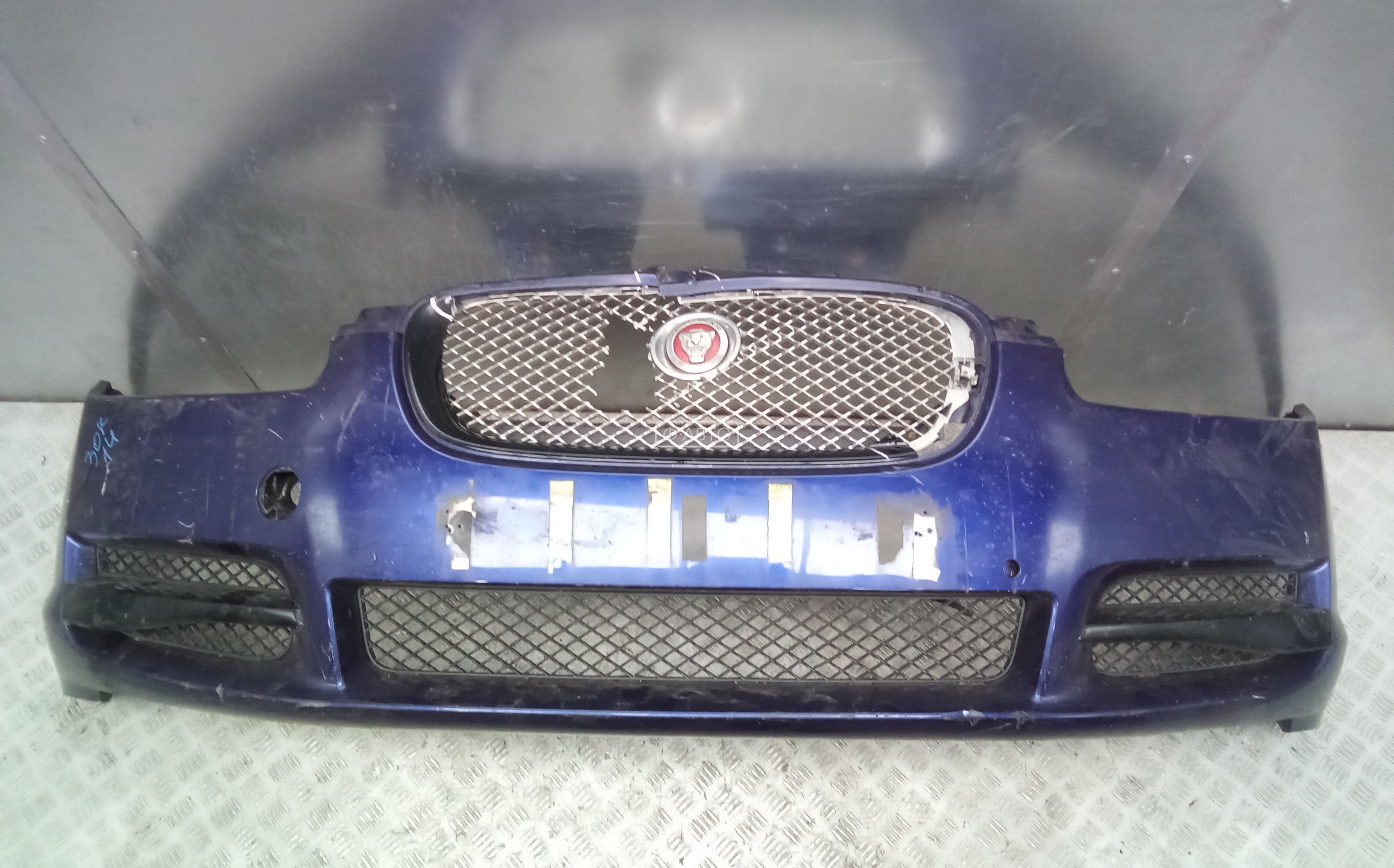 Бампер передний