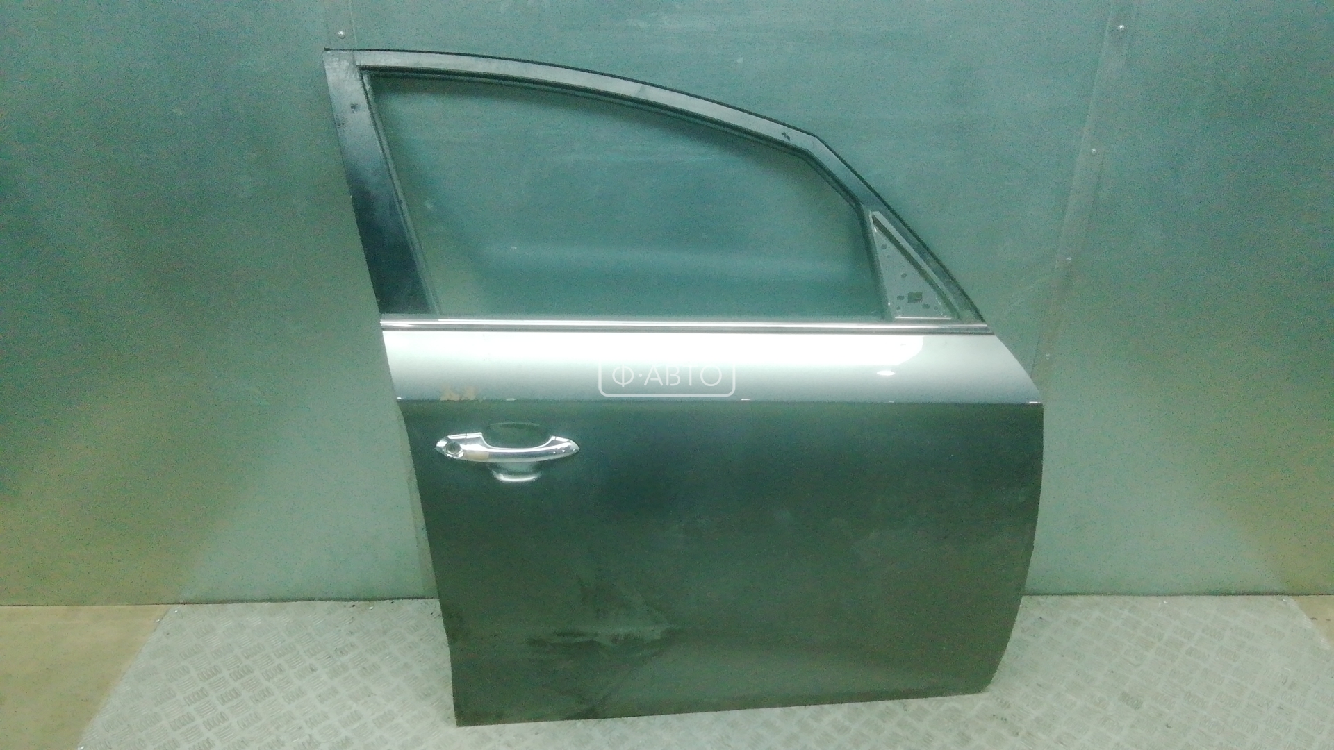 Дверь передняя правая