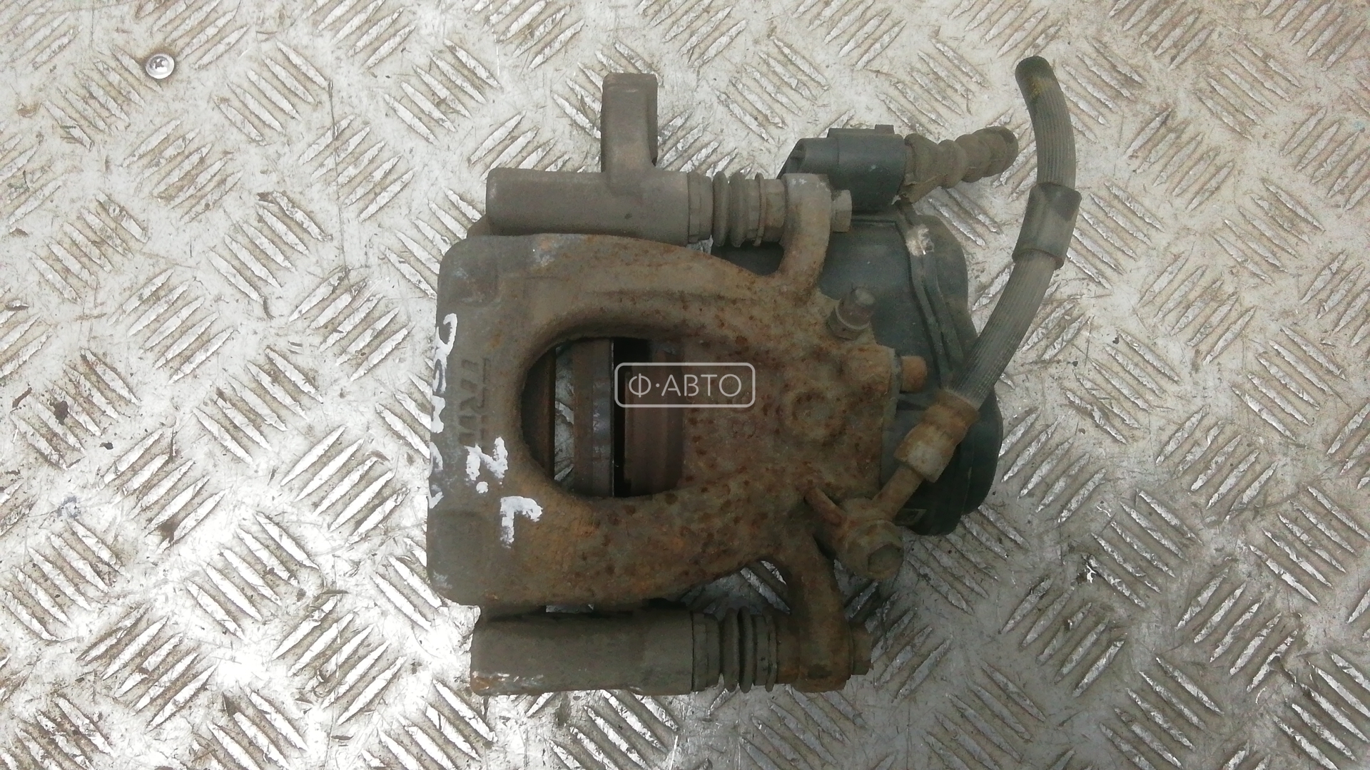 Суппорт тормозной задний левый