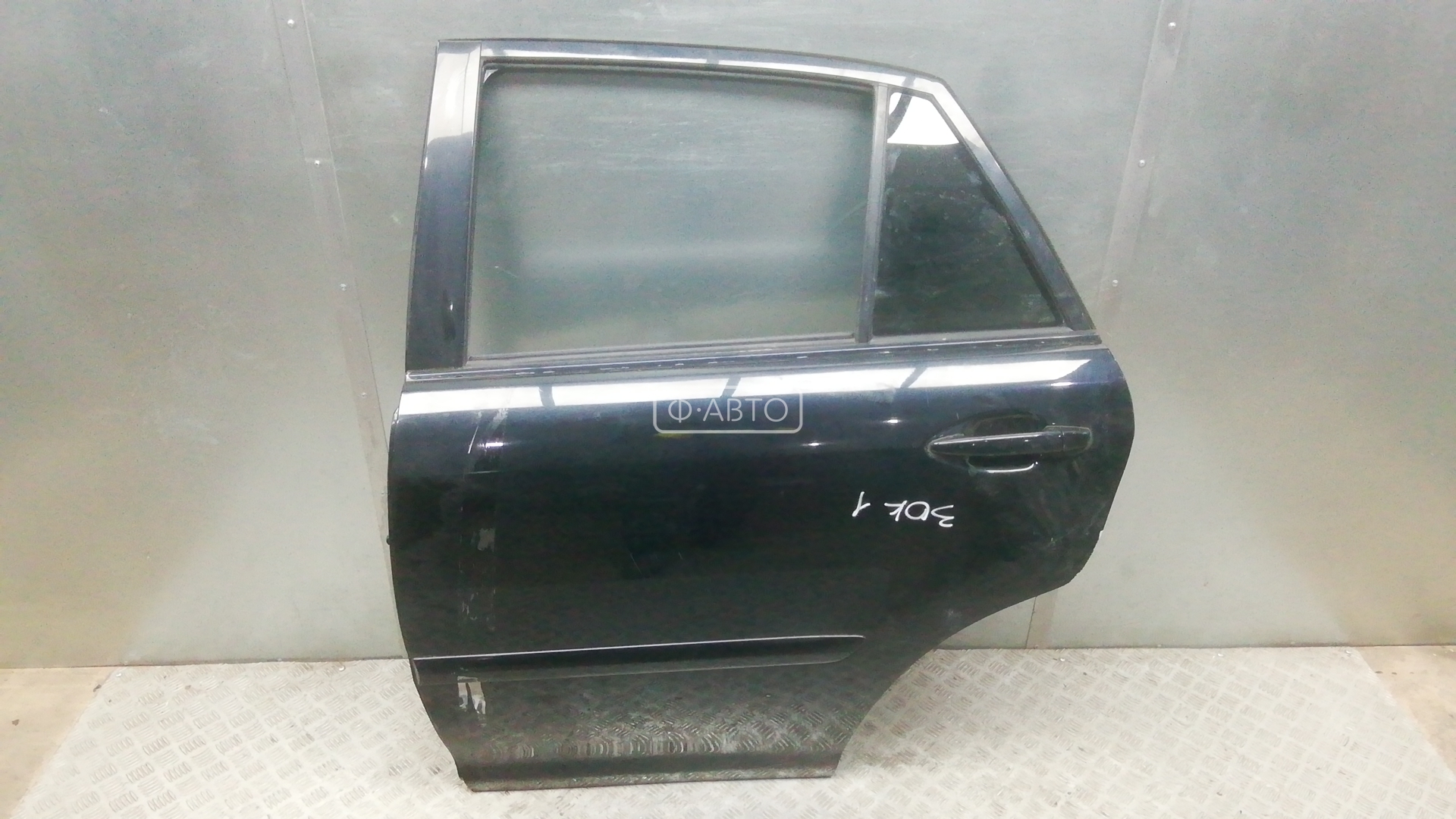 Дверь задняя левая