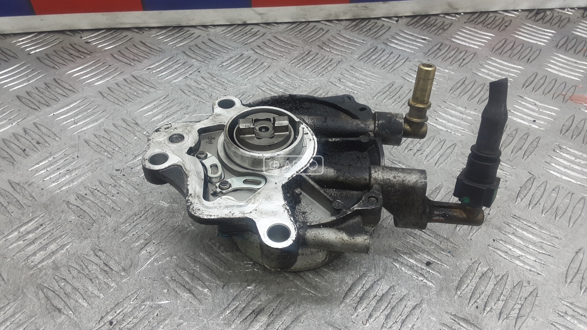 Насос вакуумный