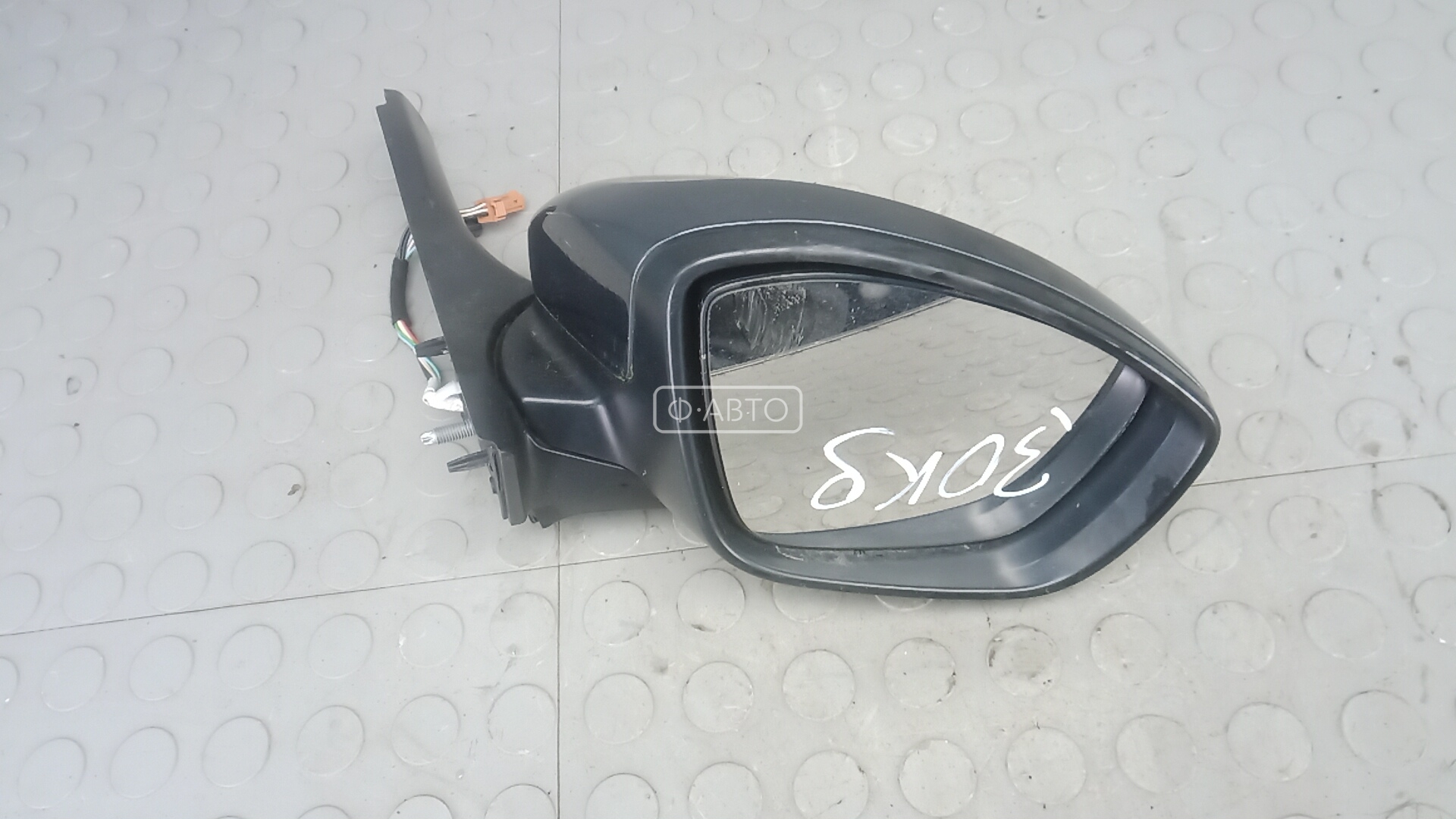 Зеркало наружное правое