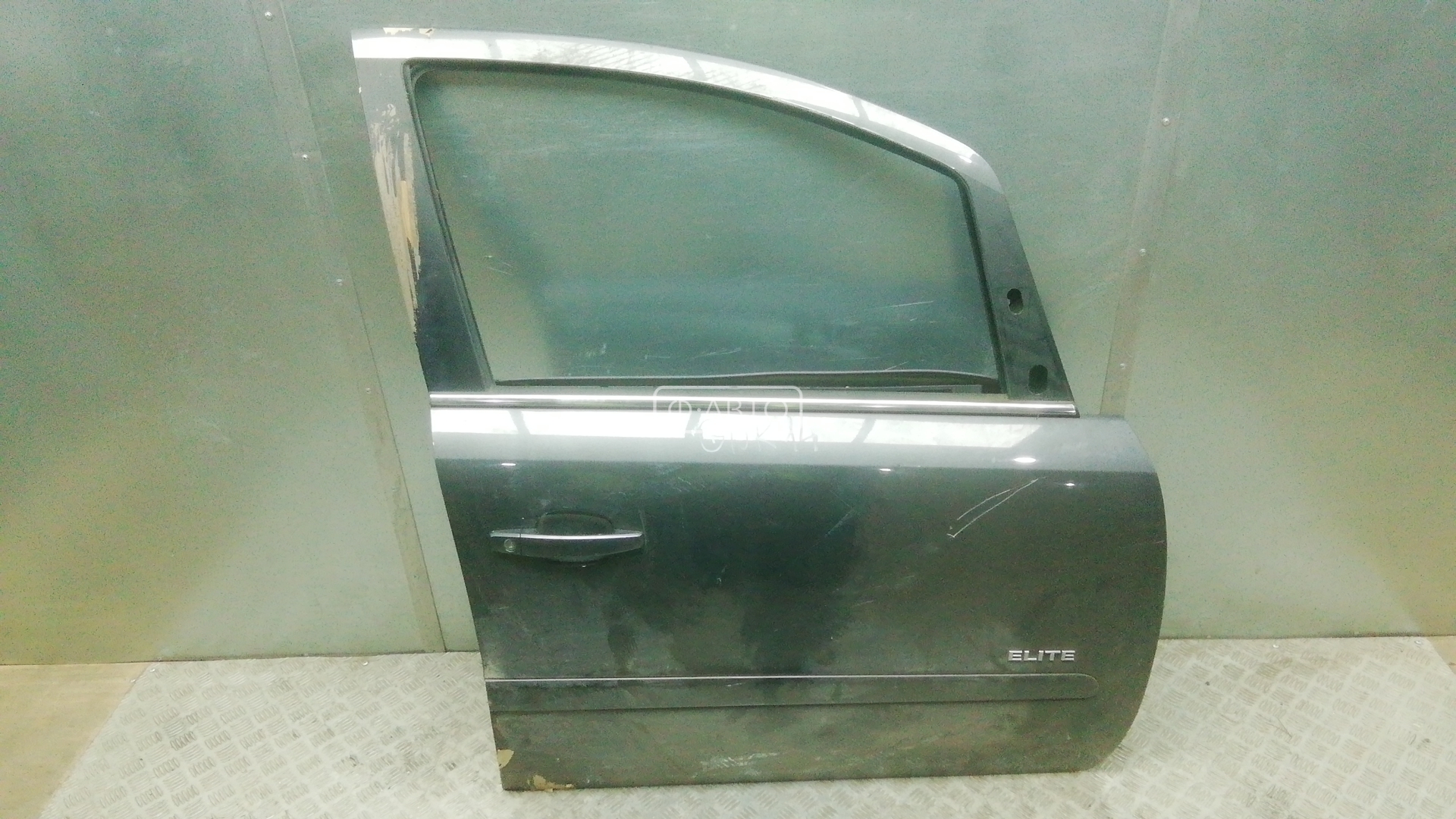 Дверь передняя правая