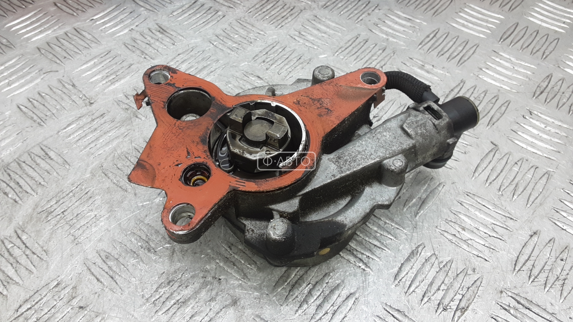 Насос вакуумный