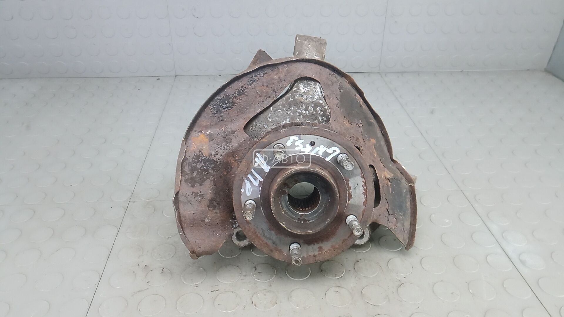 Ступица передняя правая