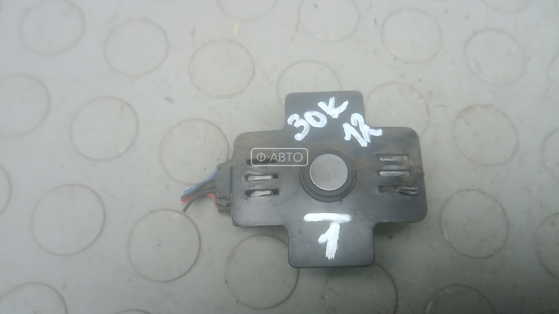 Парктроник задний