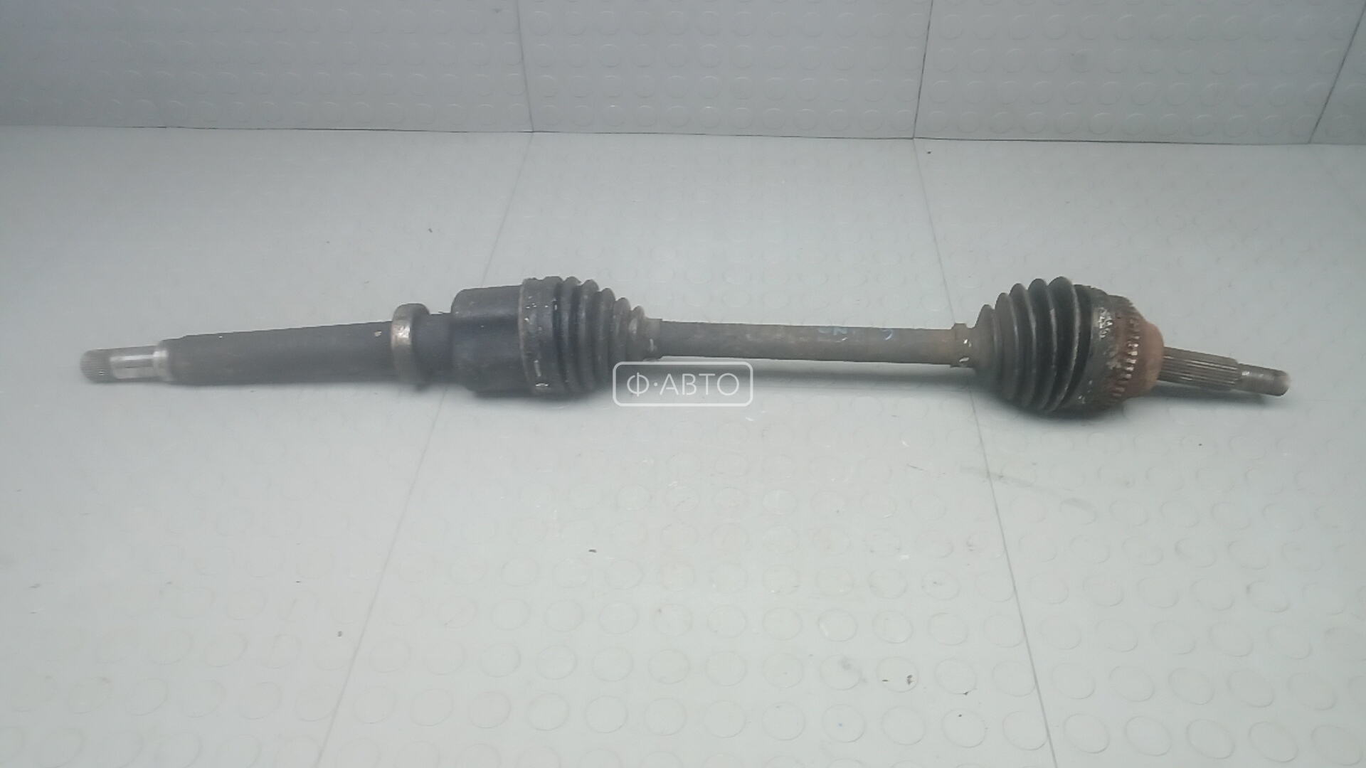 Привод передний правый