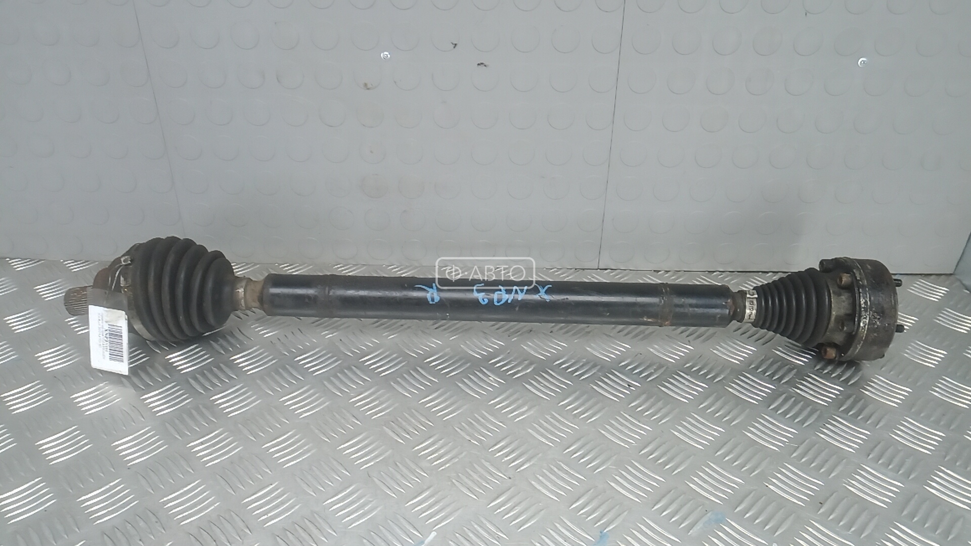 Привод передний правый