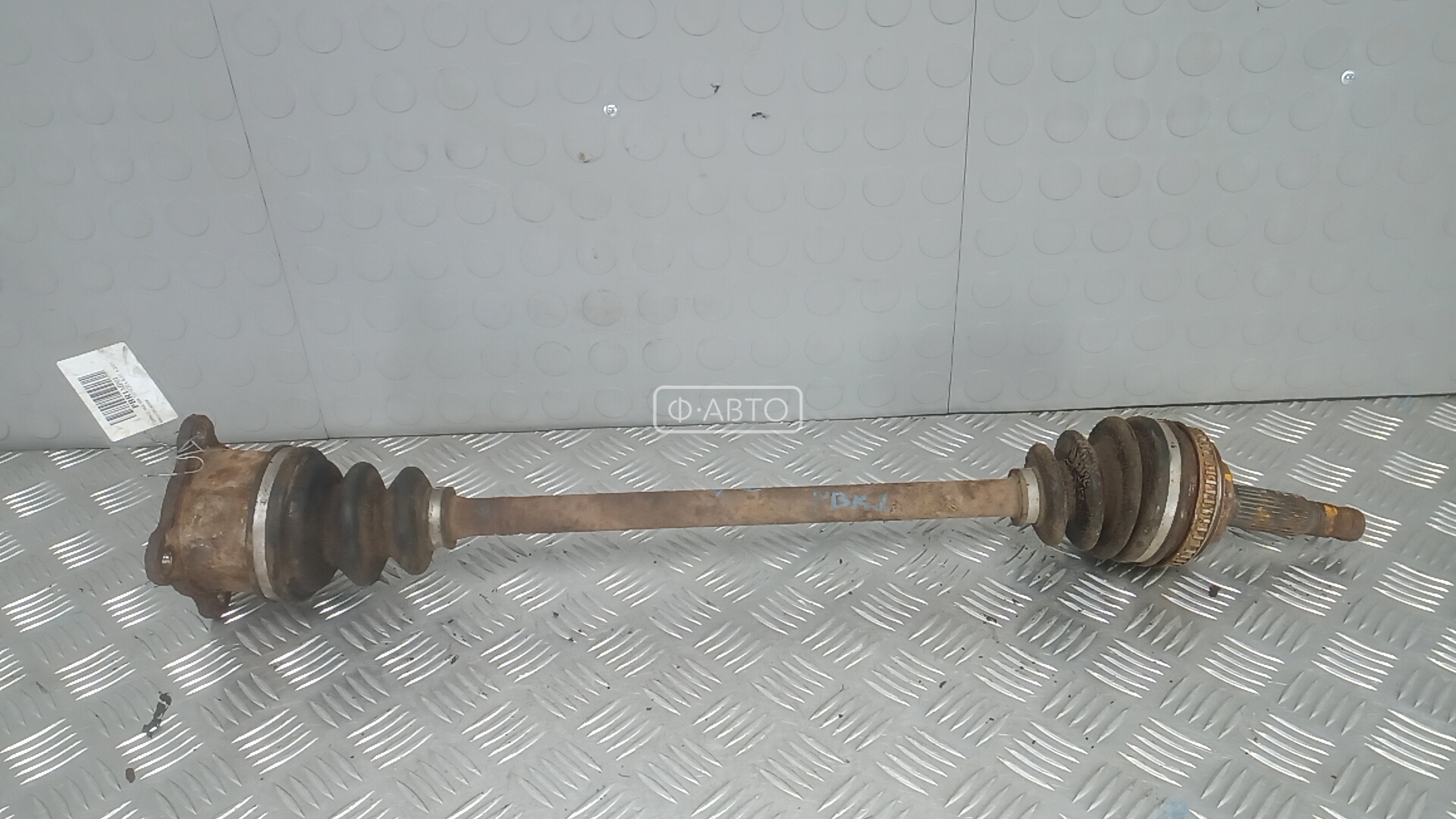 Привод задний левый