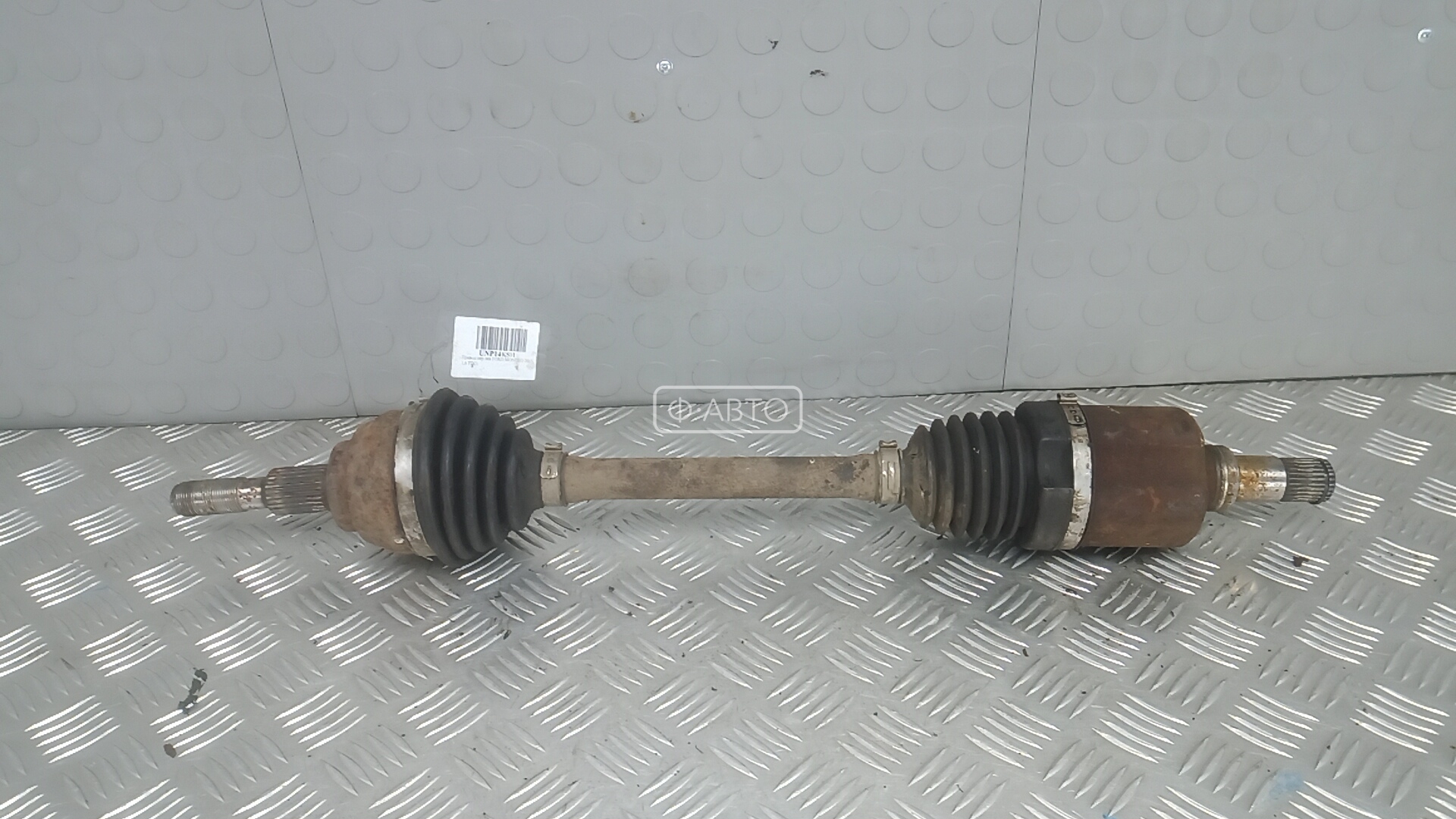 Привод передний левый