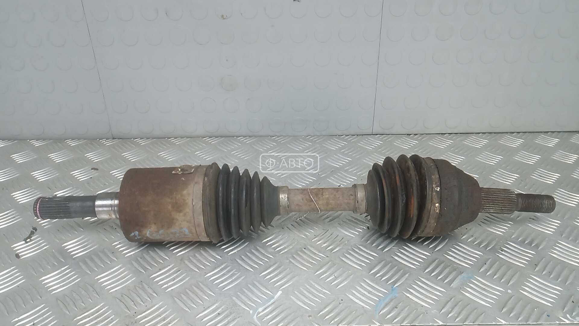 Привод передний левый