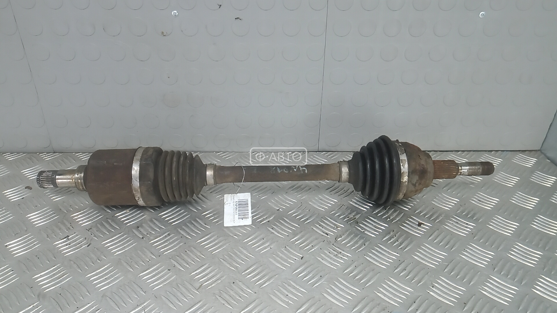 Привод передний левый