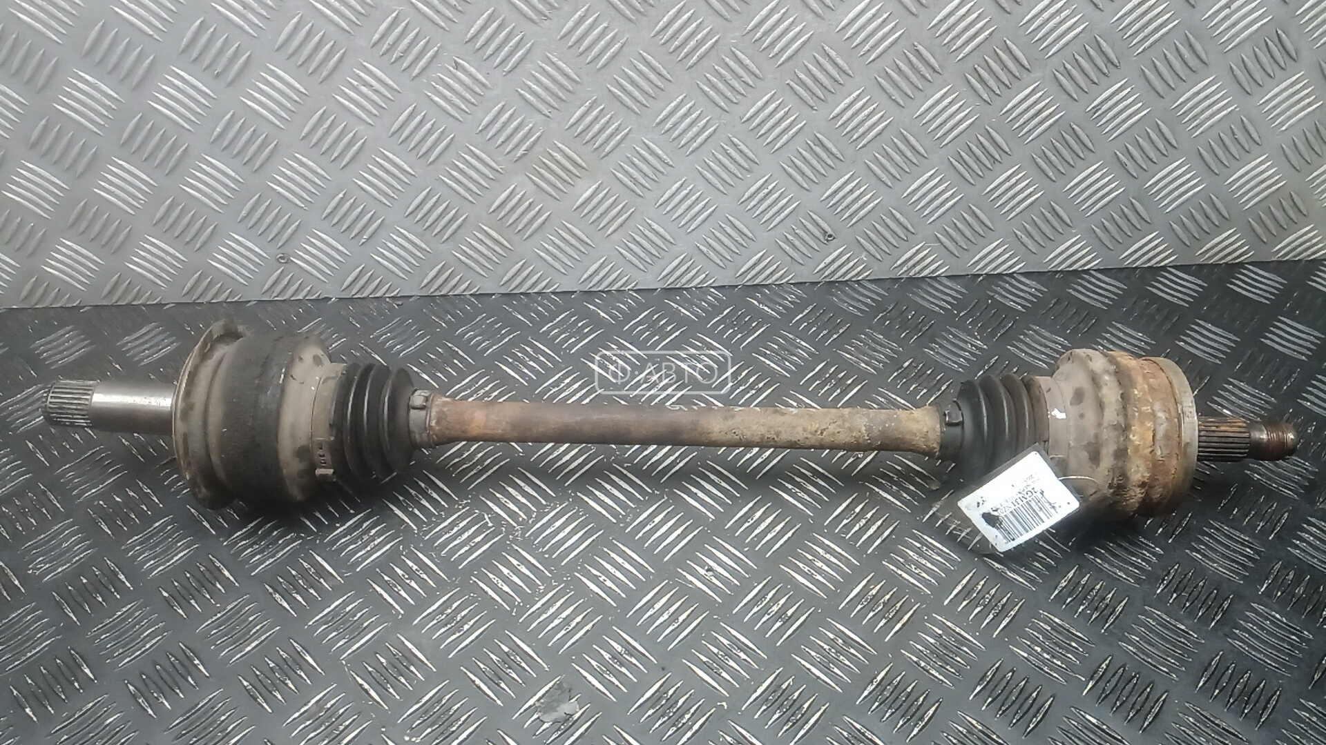 Привод задний правый