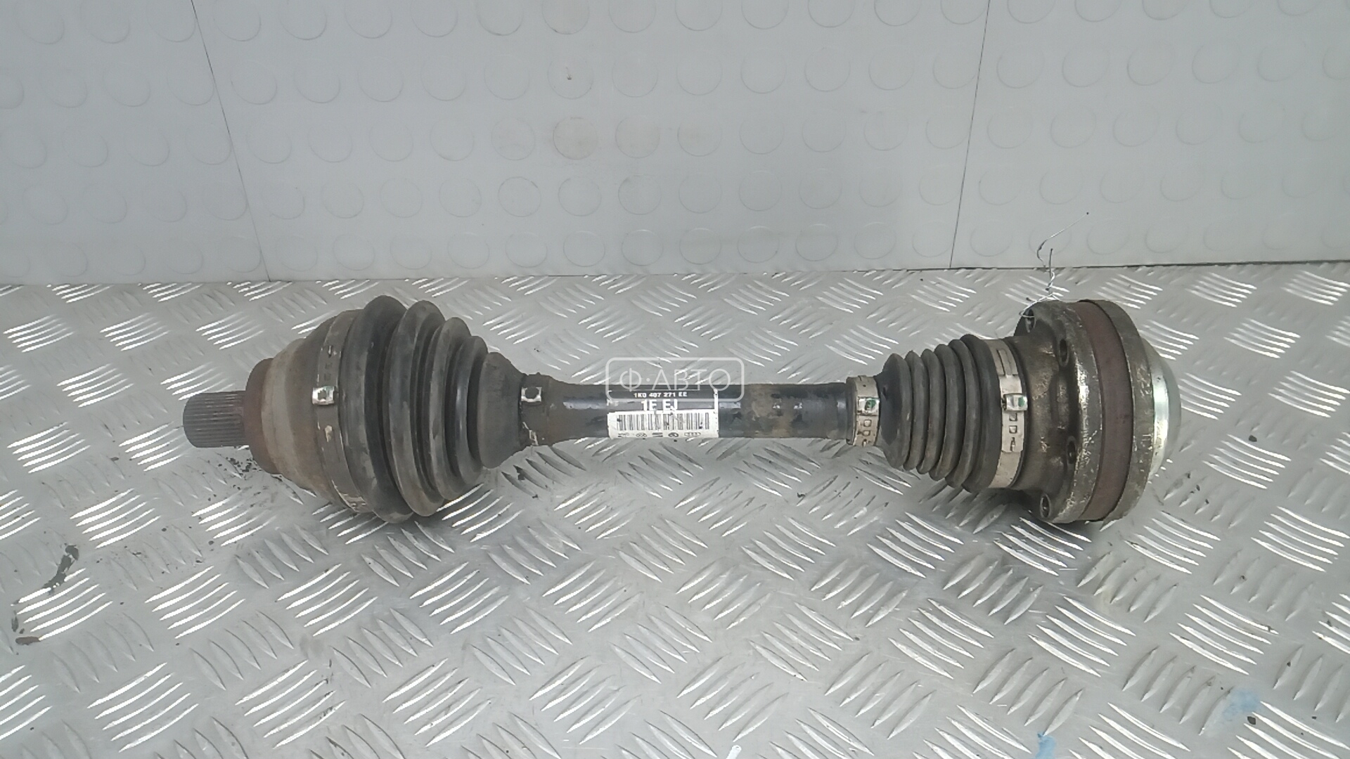 Привод передний левый