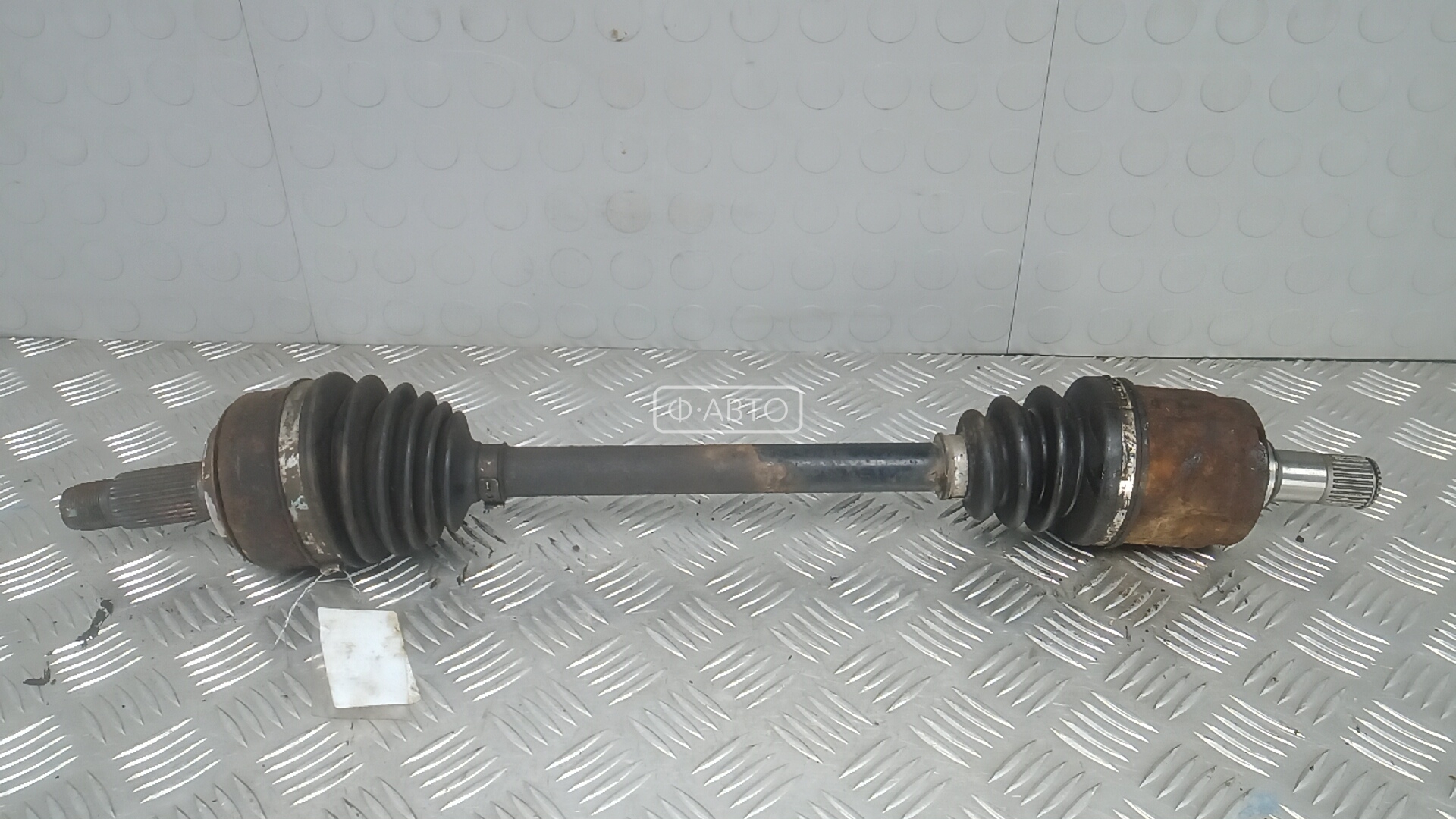 Привод передний левый