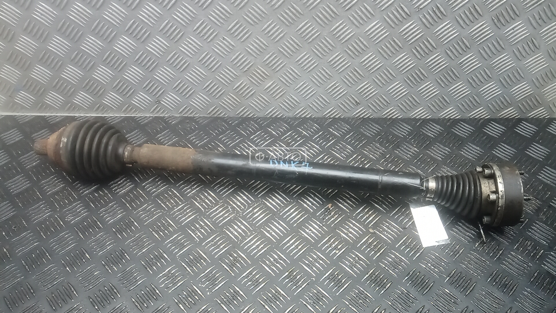 Привод передний правый