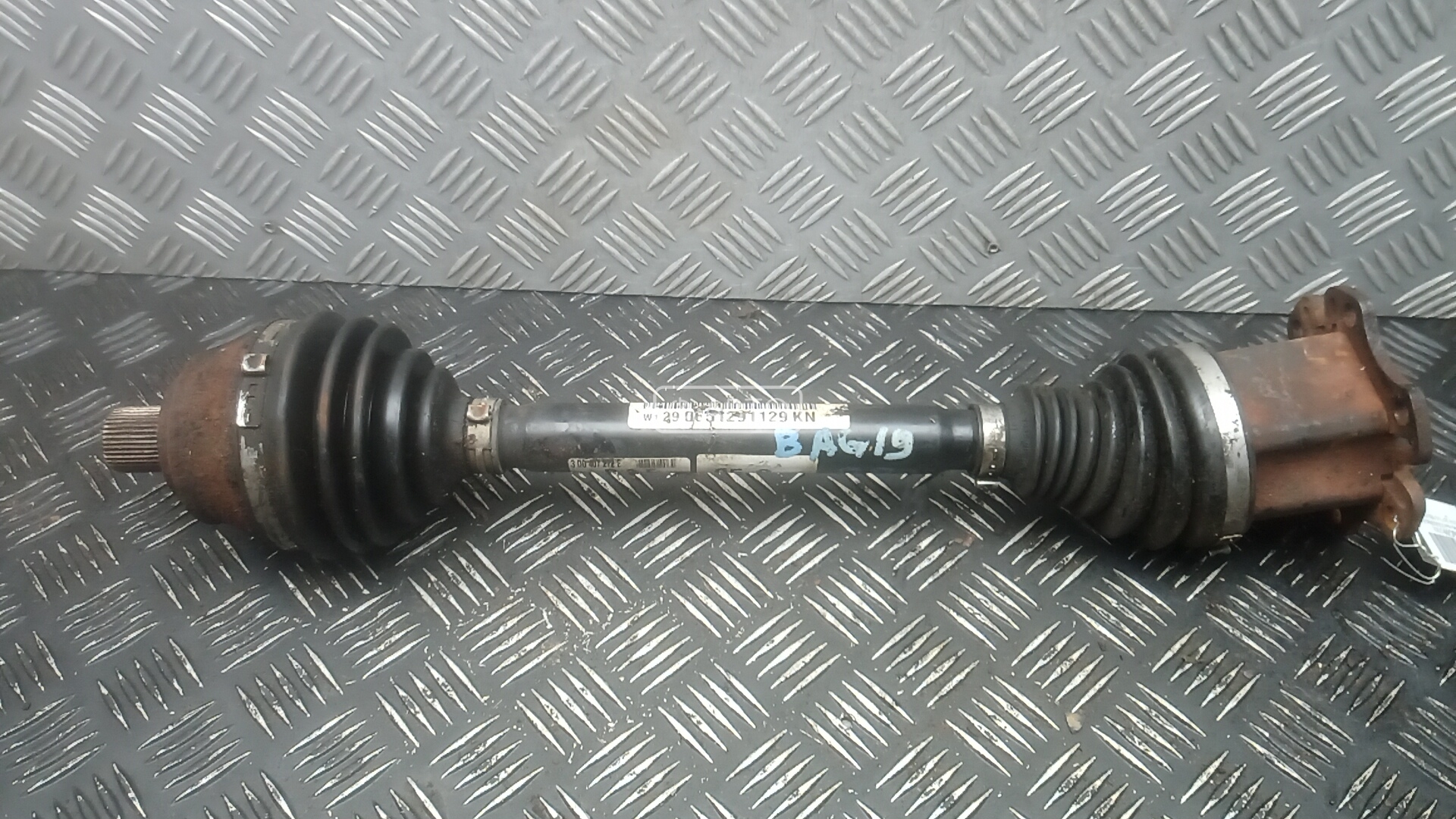 Привод передний правый